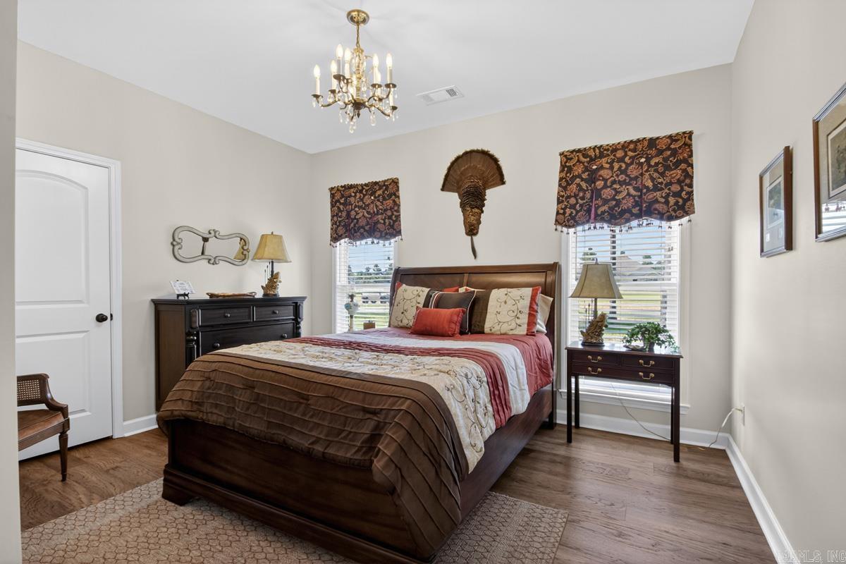 EAGLE RIDGE ESTATES - Residential