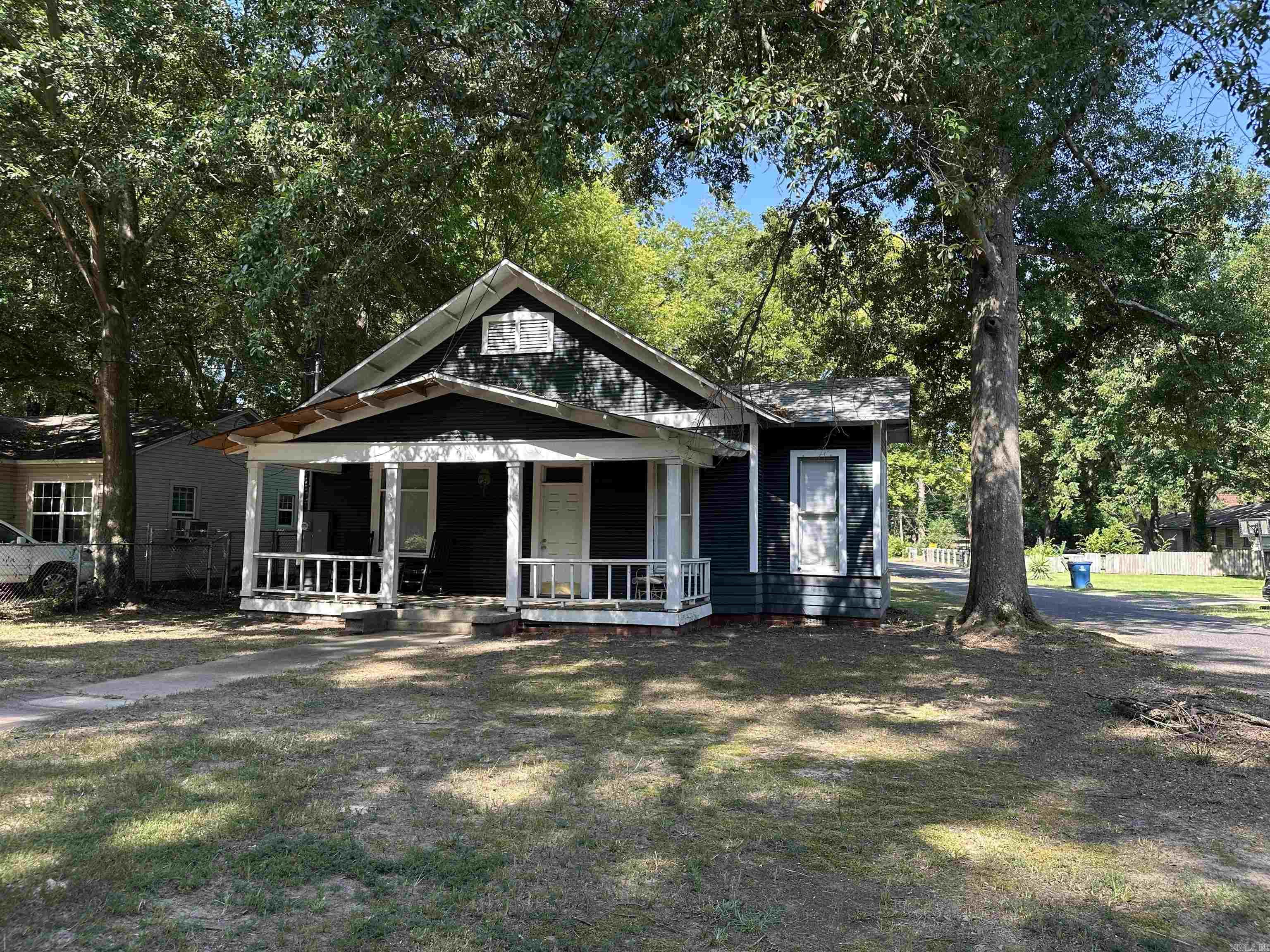 LUND & HILL (ORIGINAL TOWN) - Residential