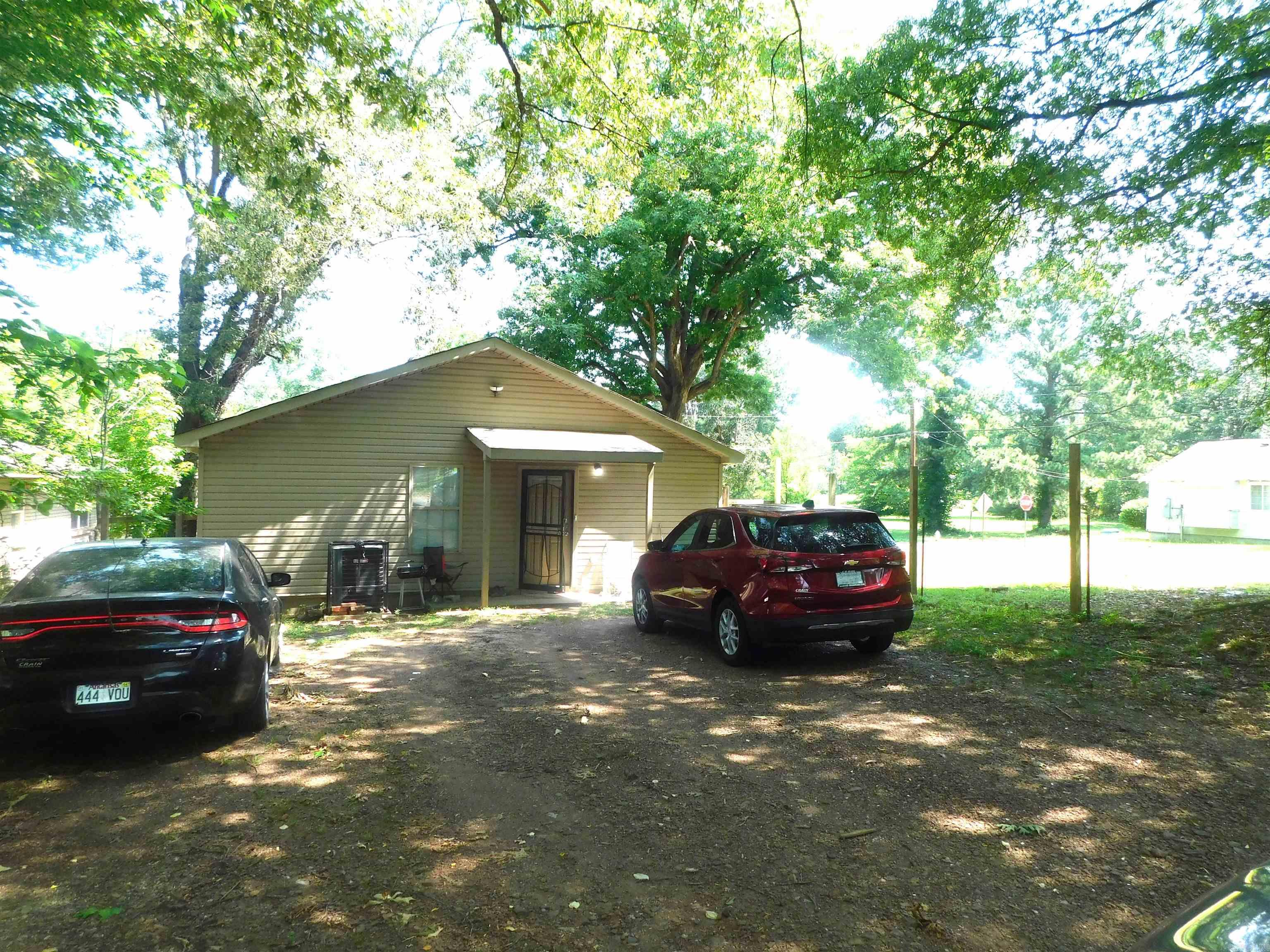 WALTHOUR SUB OF HYDE PARK - Residential