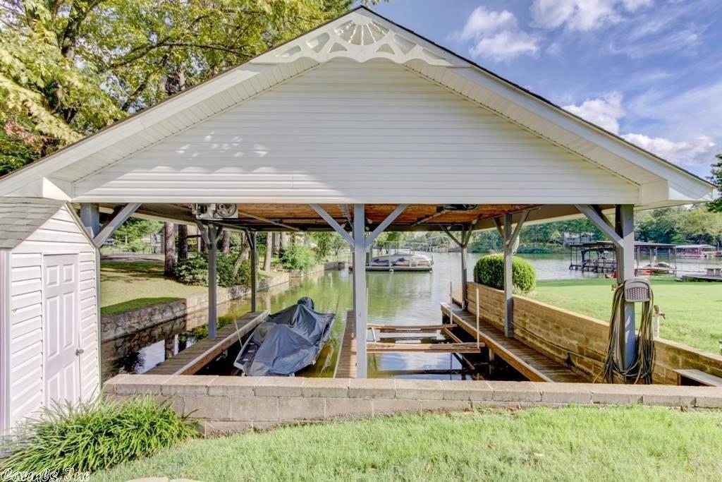 LAKE VIEW HEIGHTS - Residential