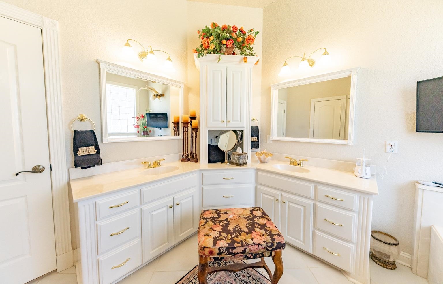 LAKE VIEW HEIGHTS - Residential