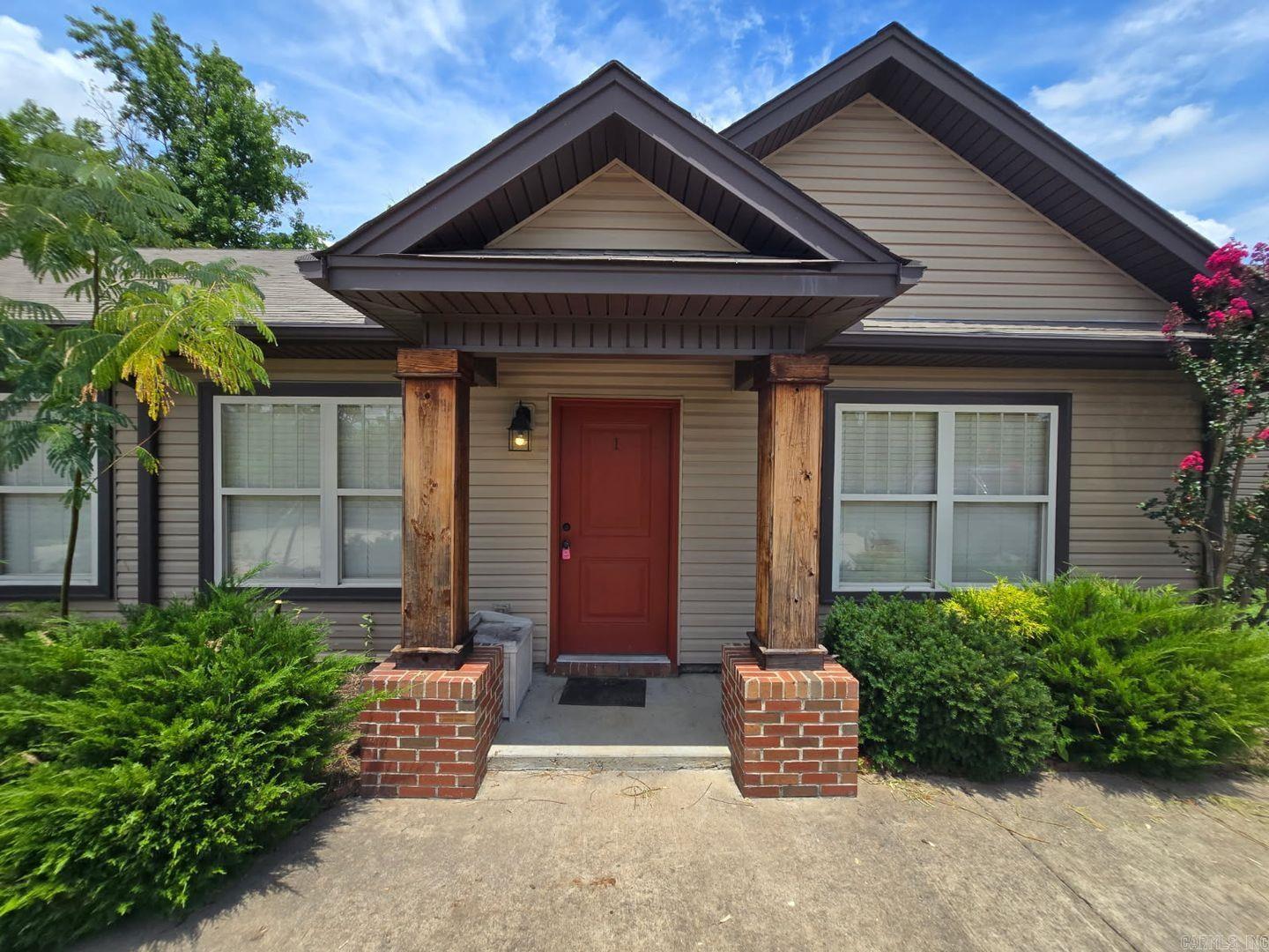 Pikewood I - Residential Lease