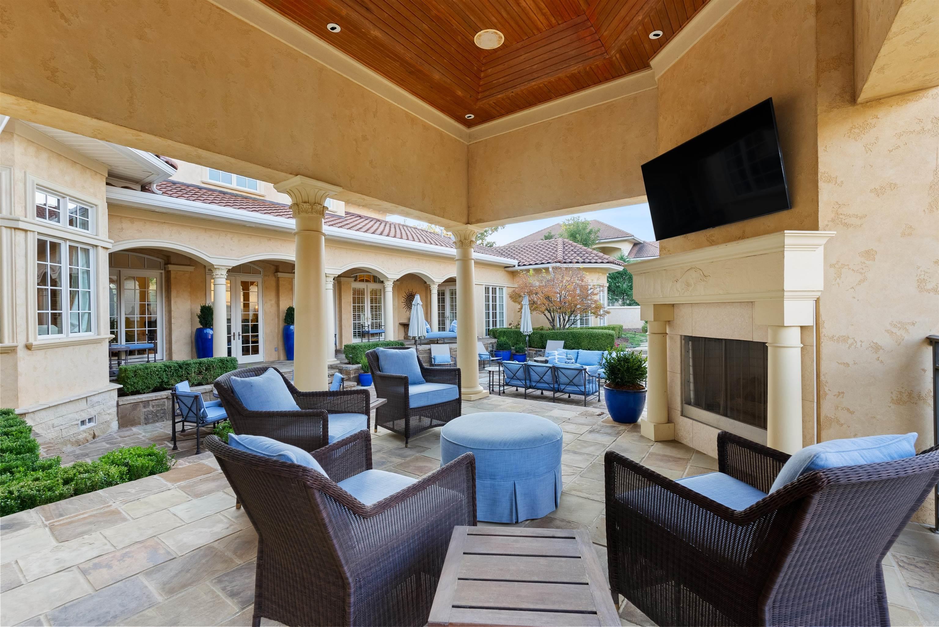 CHENAL VALLEY DEAUVILLE PLACE - Residential