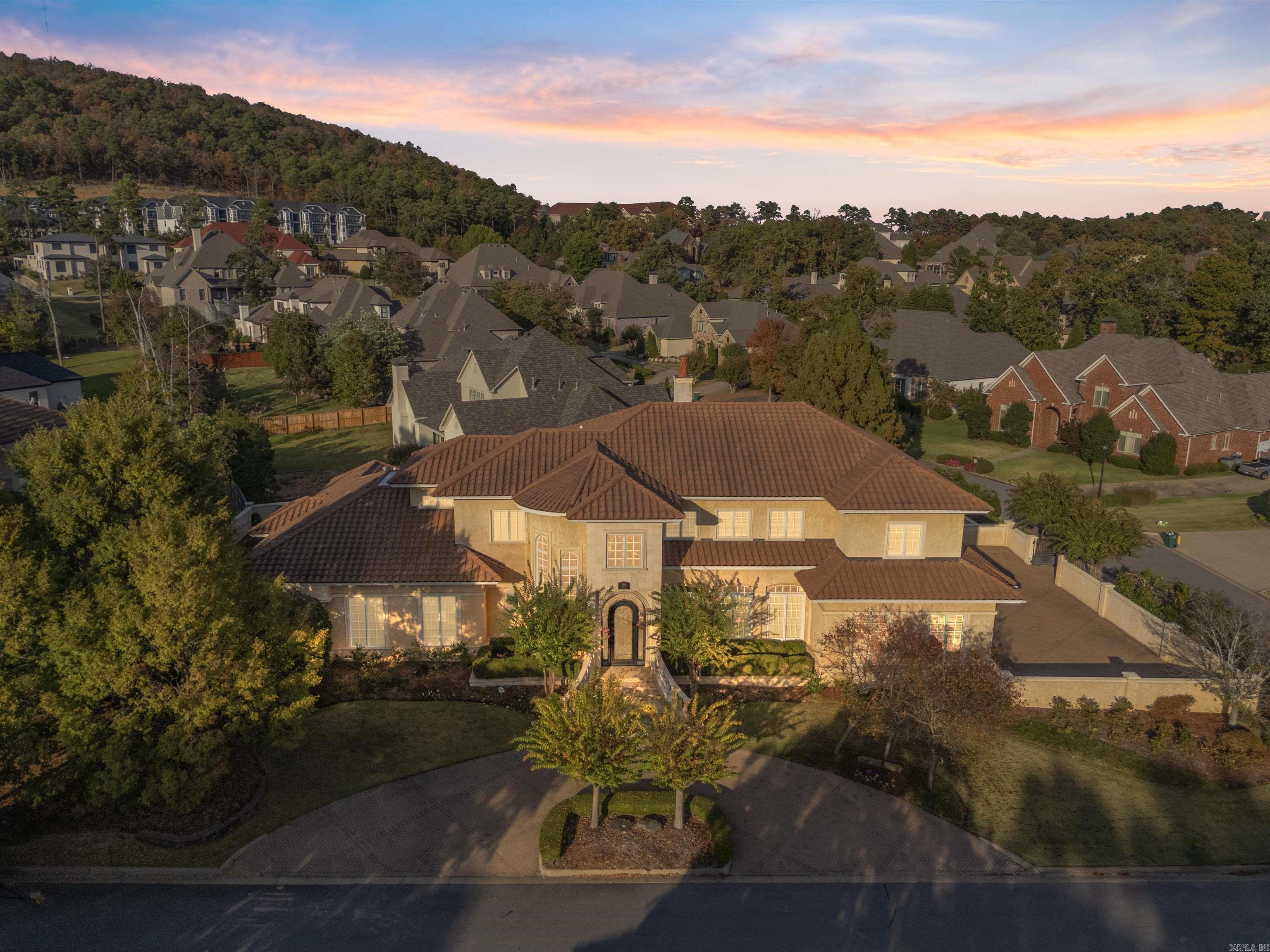 CHENAL VALLEY DEAUVILLE PLACE - Residential