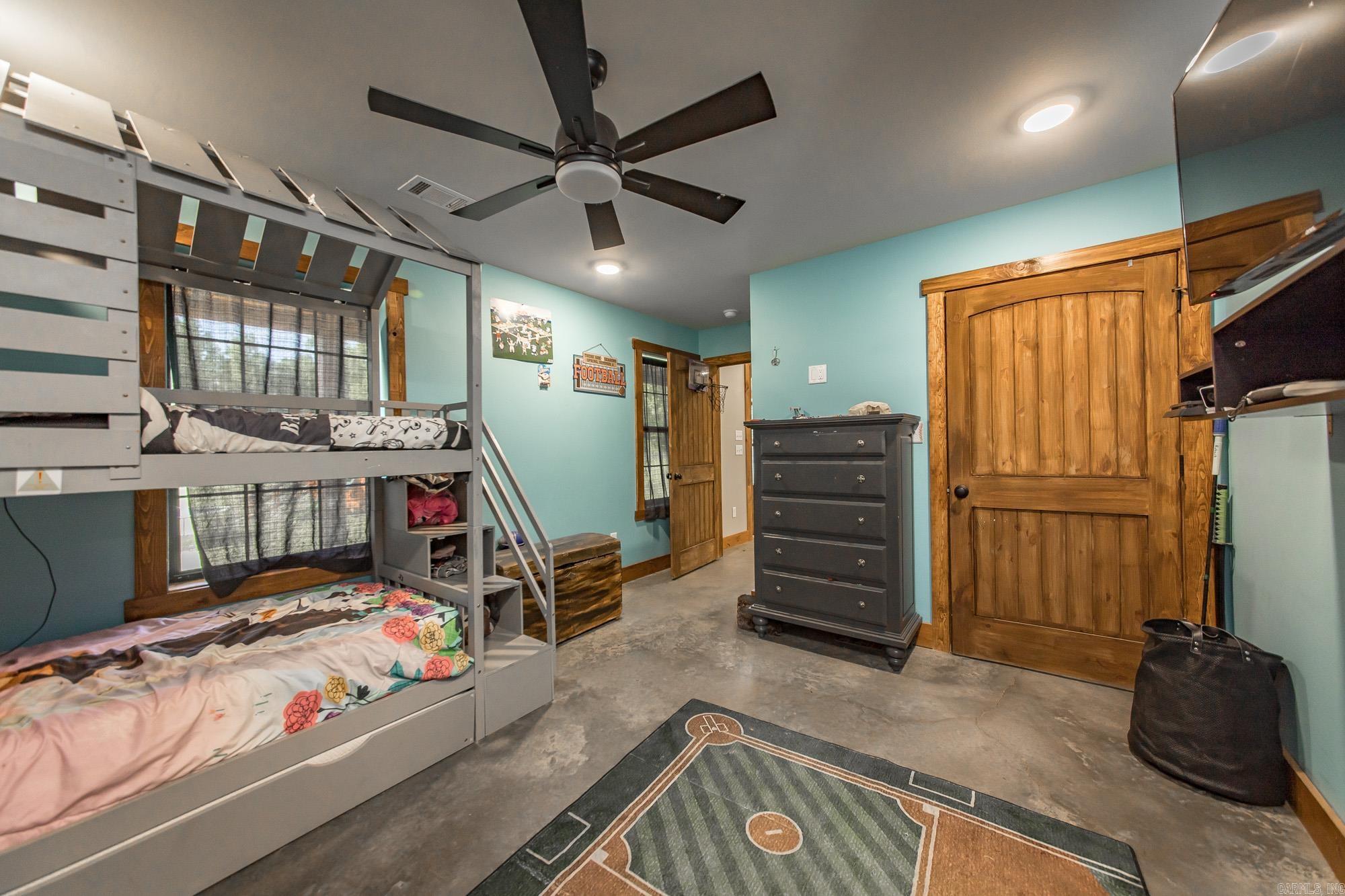 SCENIC VALLEY - Residential