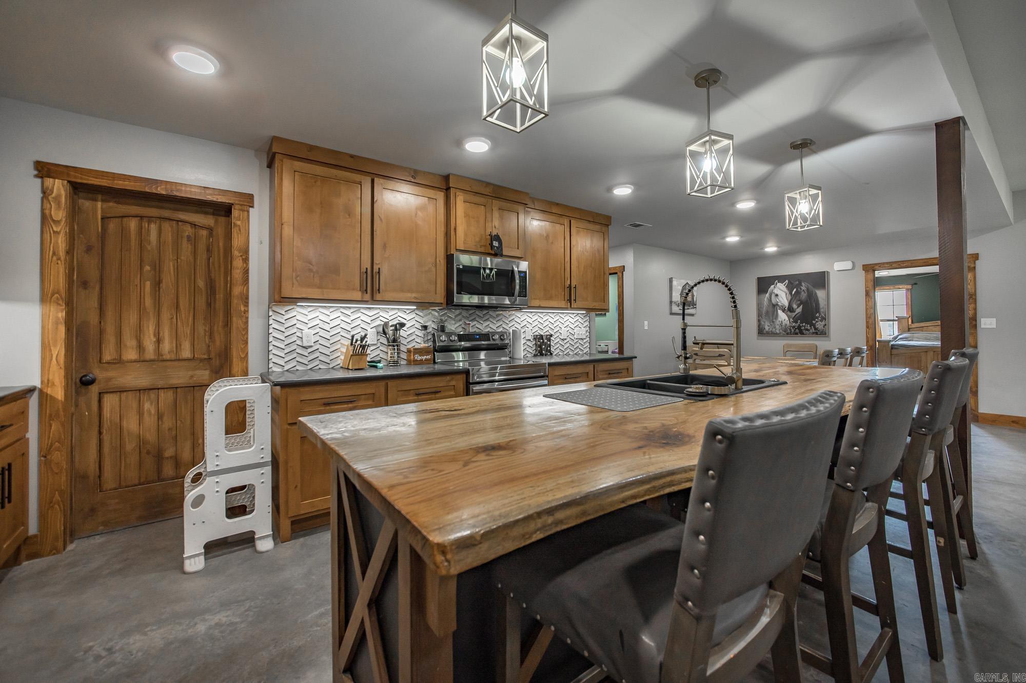 SCENIC VALLEY - Residential