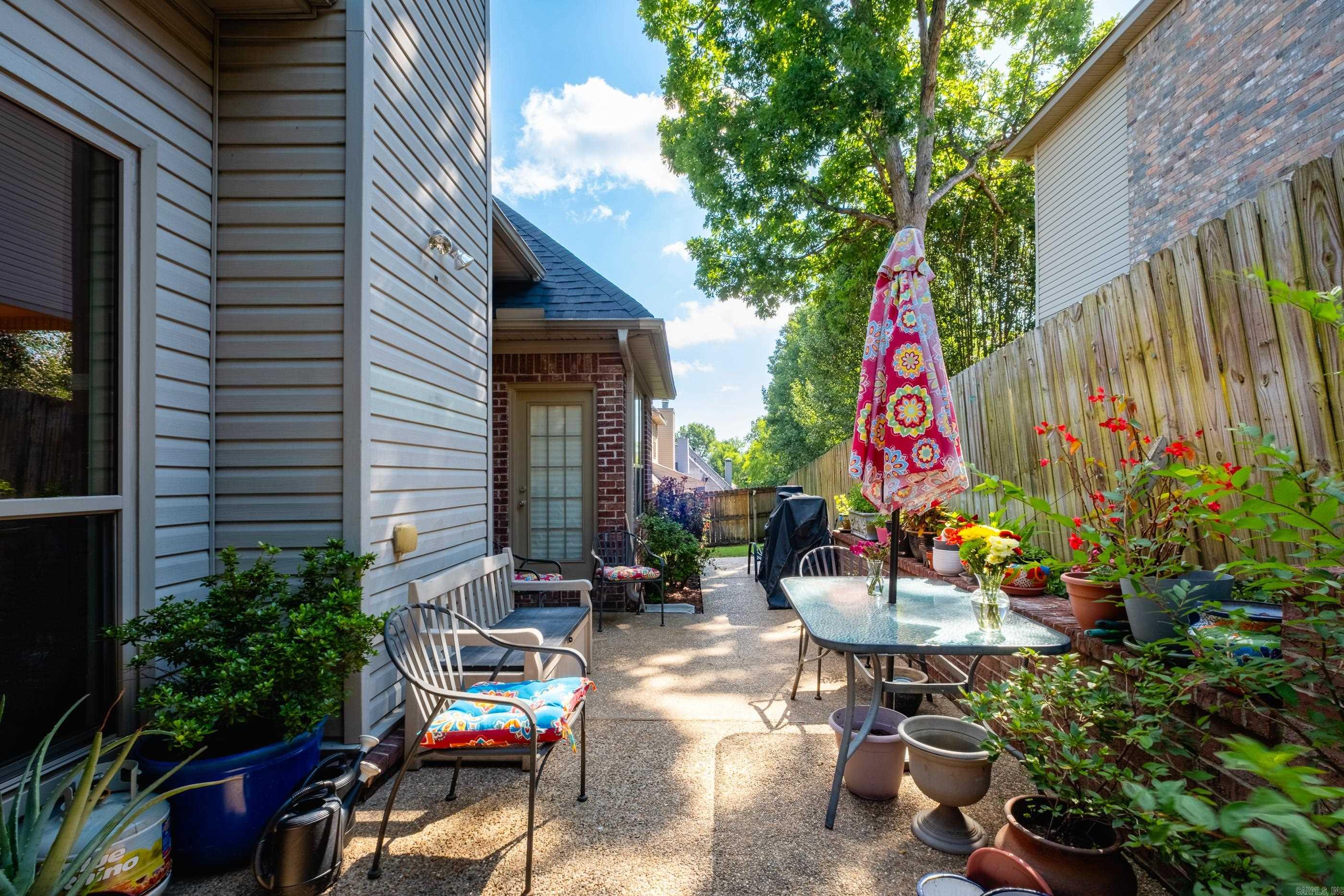 PEBBLE BEACH WOODS ADDN - Residential
