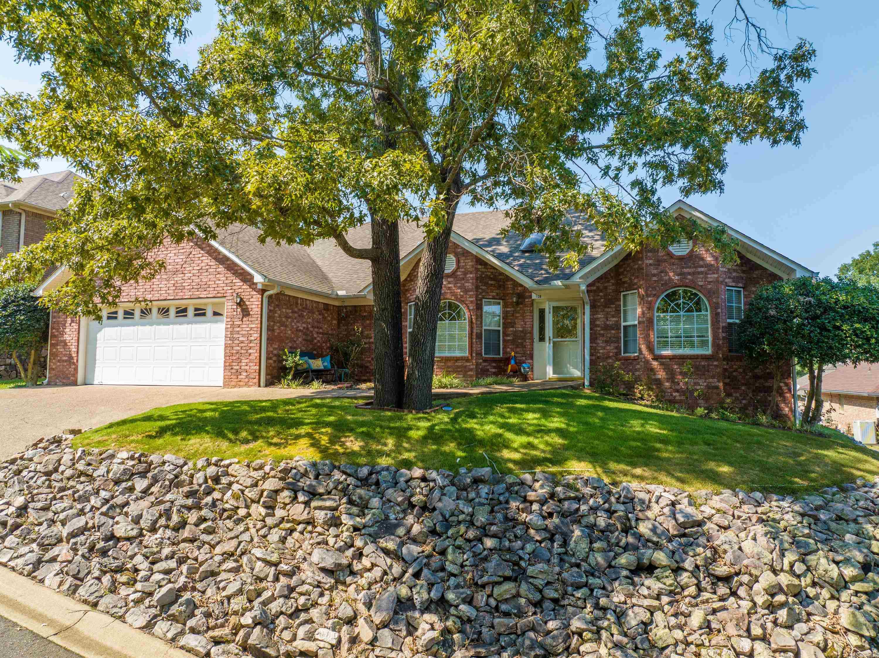 FOREST VIEW - Residential