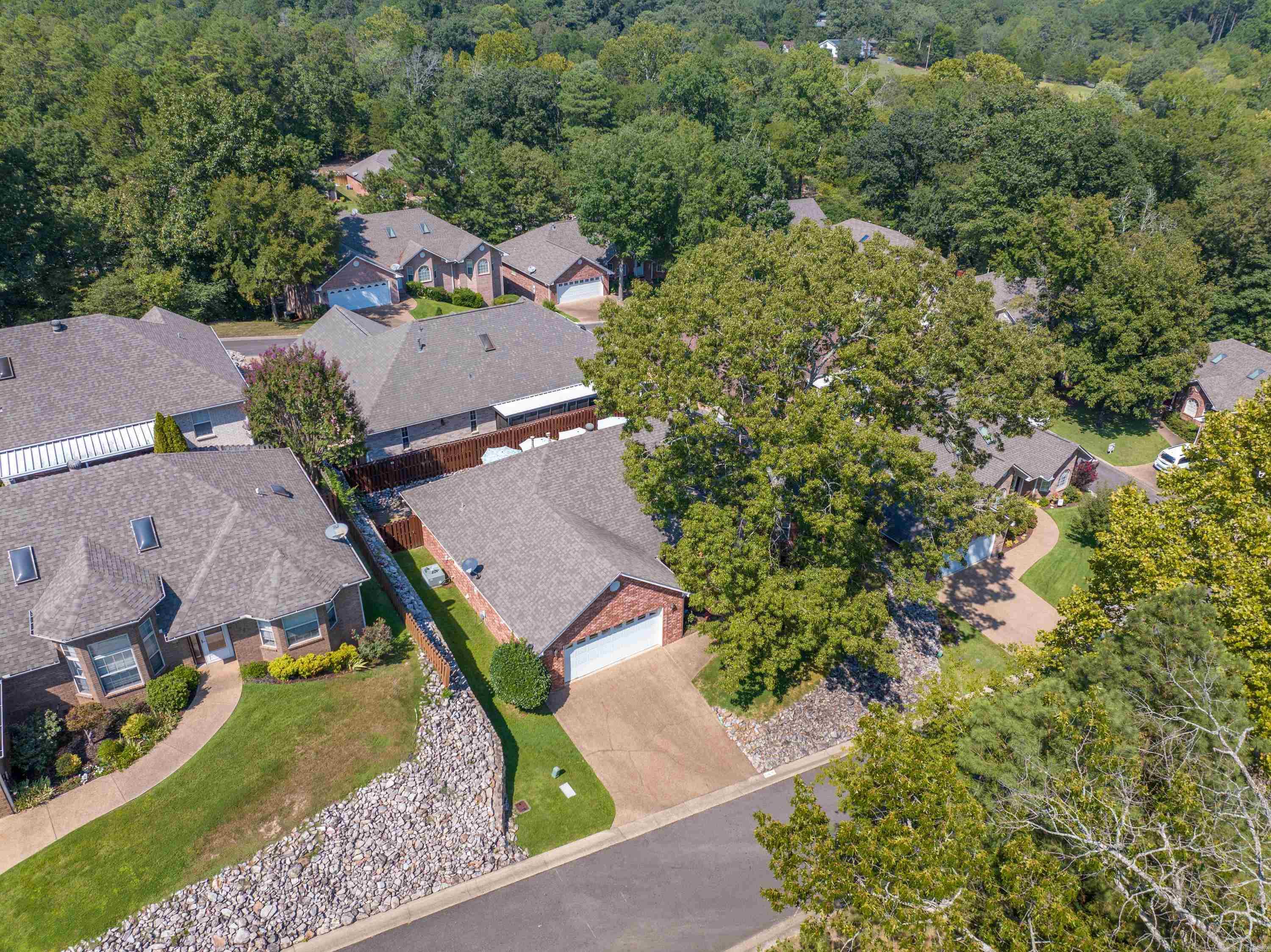 FOREST VIEW - Residential