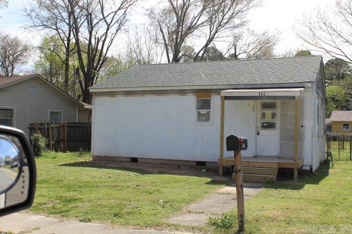 No Disclosure.  To be Sold AS IS.  Smaller home in older neighborhood has potential.  Finish it out as you wish. Partially remodeled but not finished. All offers are to be submitted direct by buyer agent to propoffers.com.  All offers must have ARA contract, EM Addenda, POF or preapproval.  POF must be legible(no phone photos, no online bank statement, and must be scannable).  Agents see confidential remarks for more information and offer requiremenmts.  No Blind Offers.