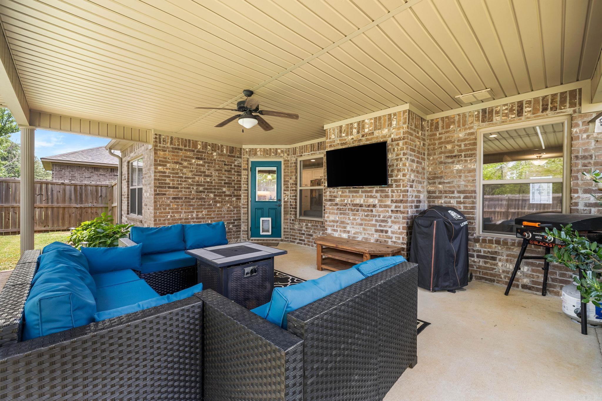 HUNTINGTON PLACE - Residential