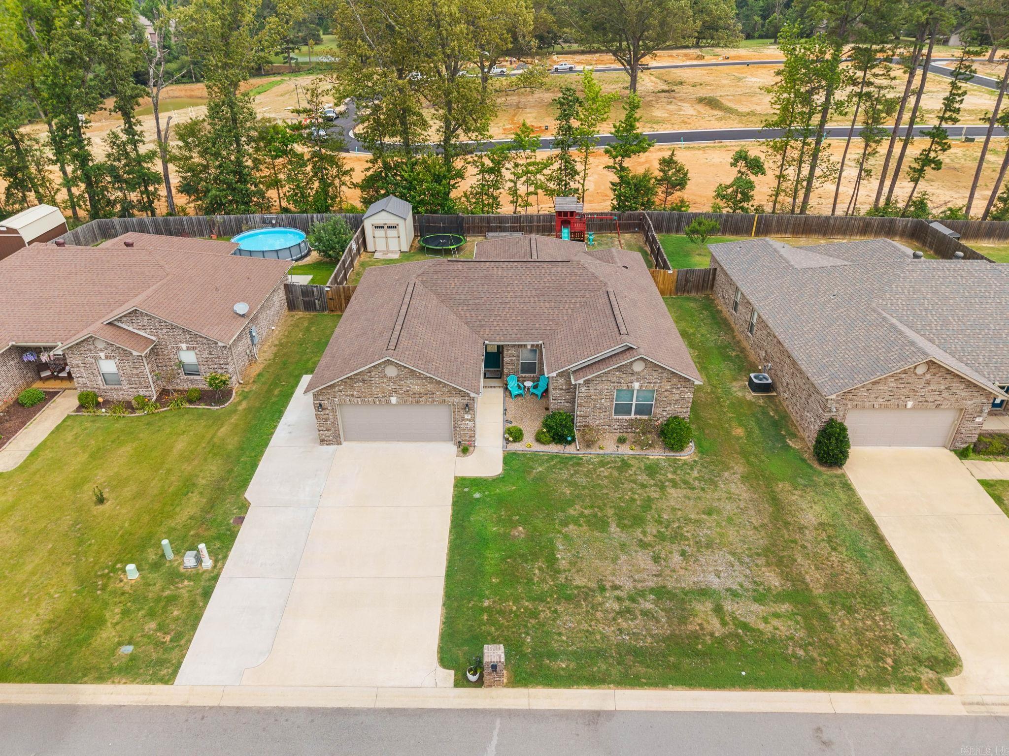 HUNTINGTON PLACE - Residential