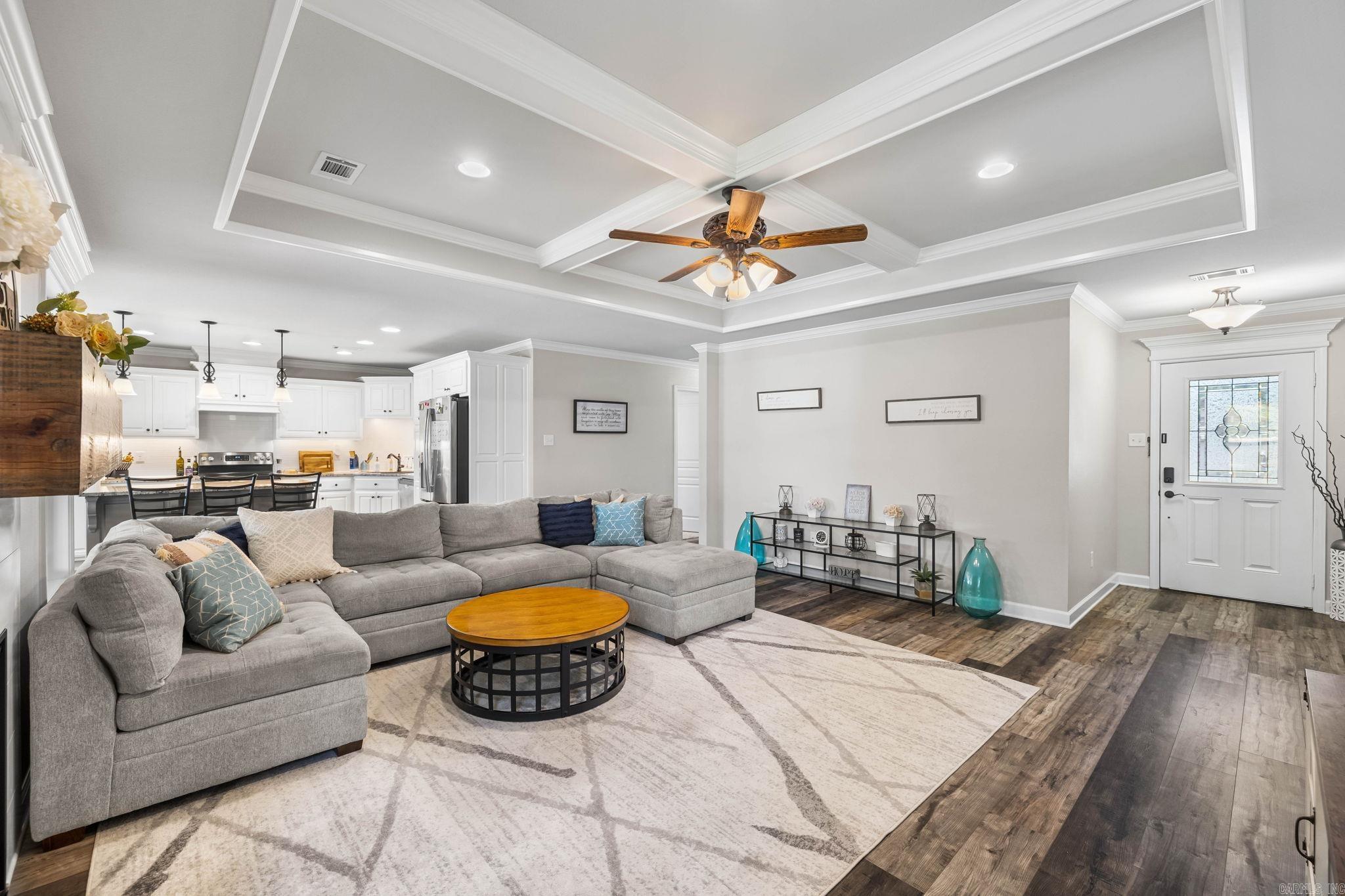 HUNTINGTON PLACE - Residential