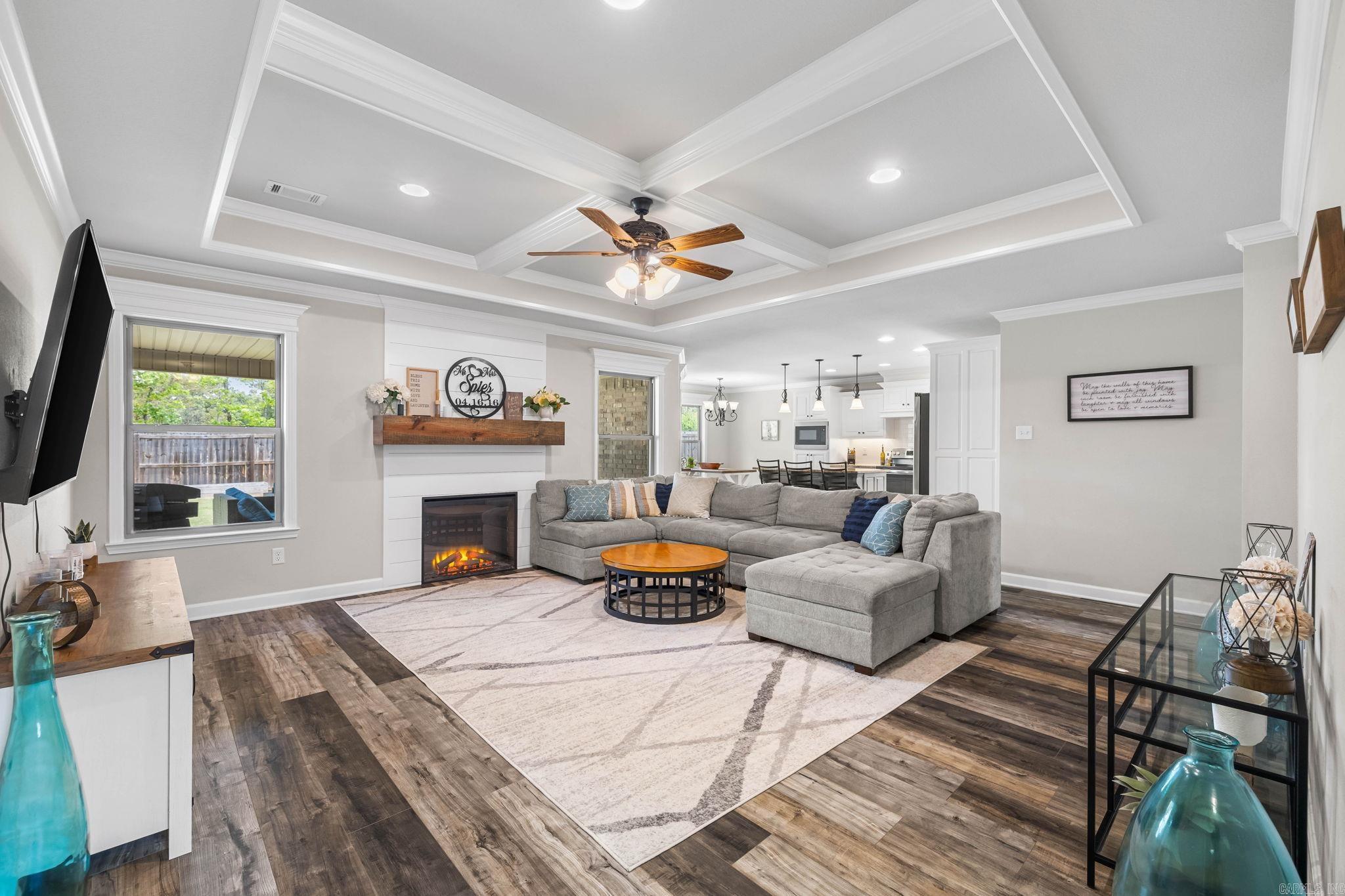 HUNTINGTON PLACE - Residential