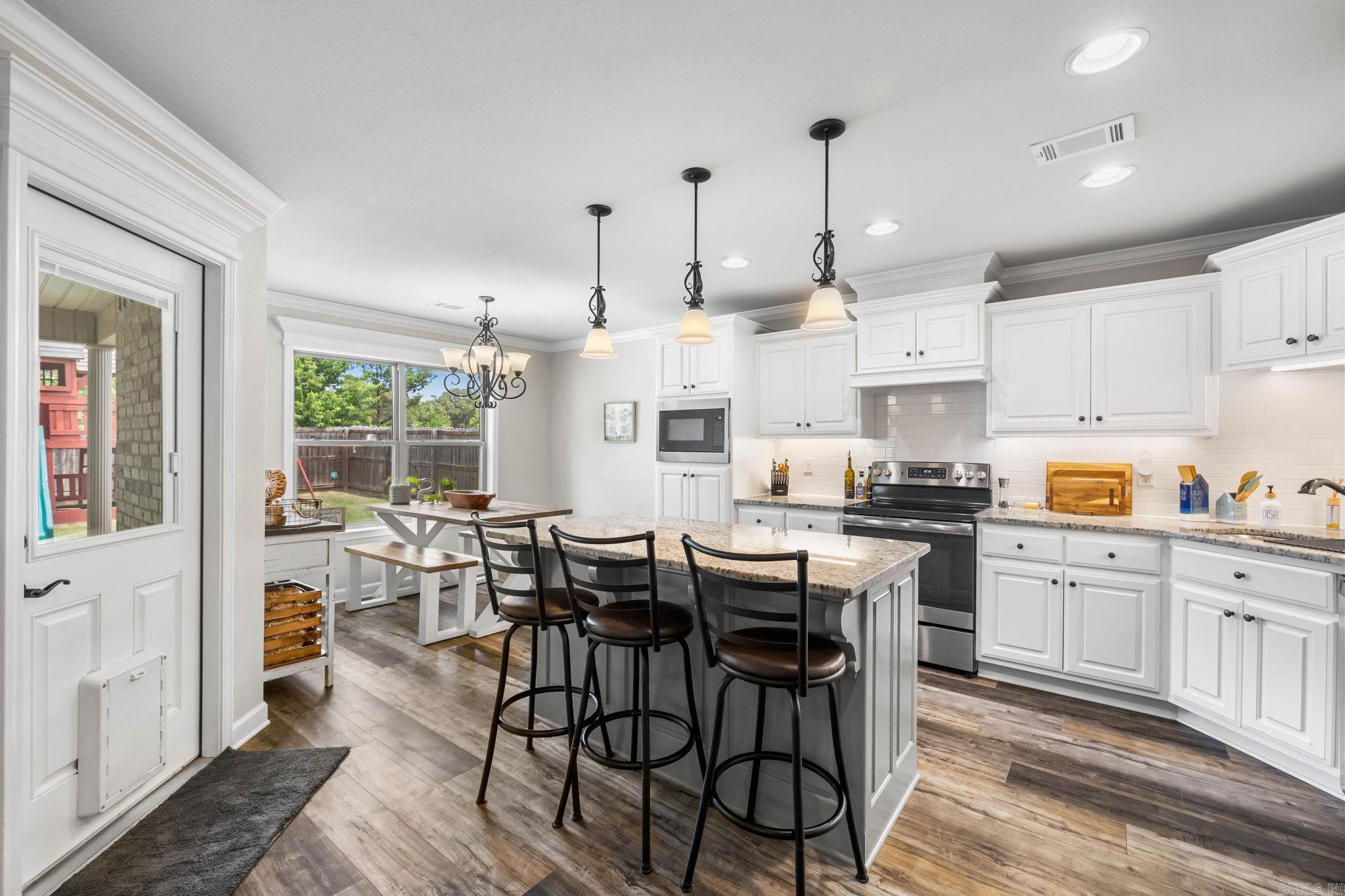HUNTINGTON PLACE - Residential