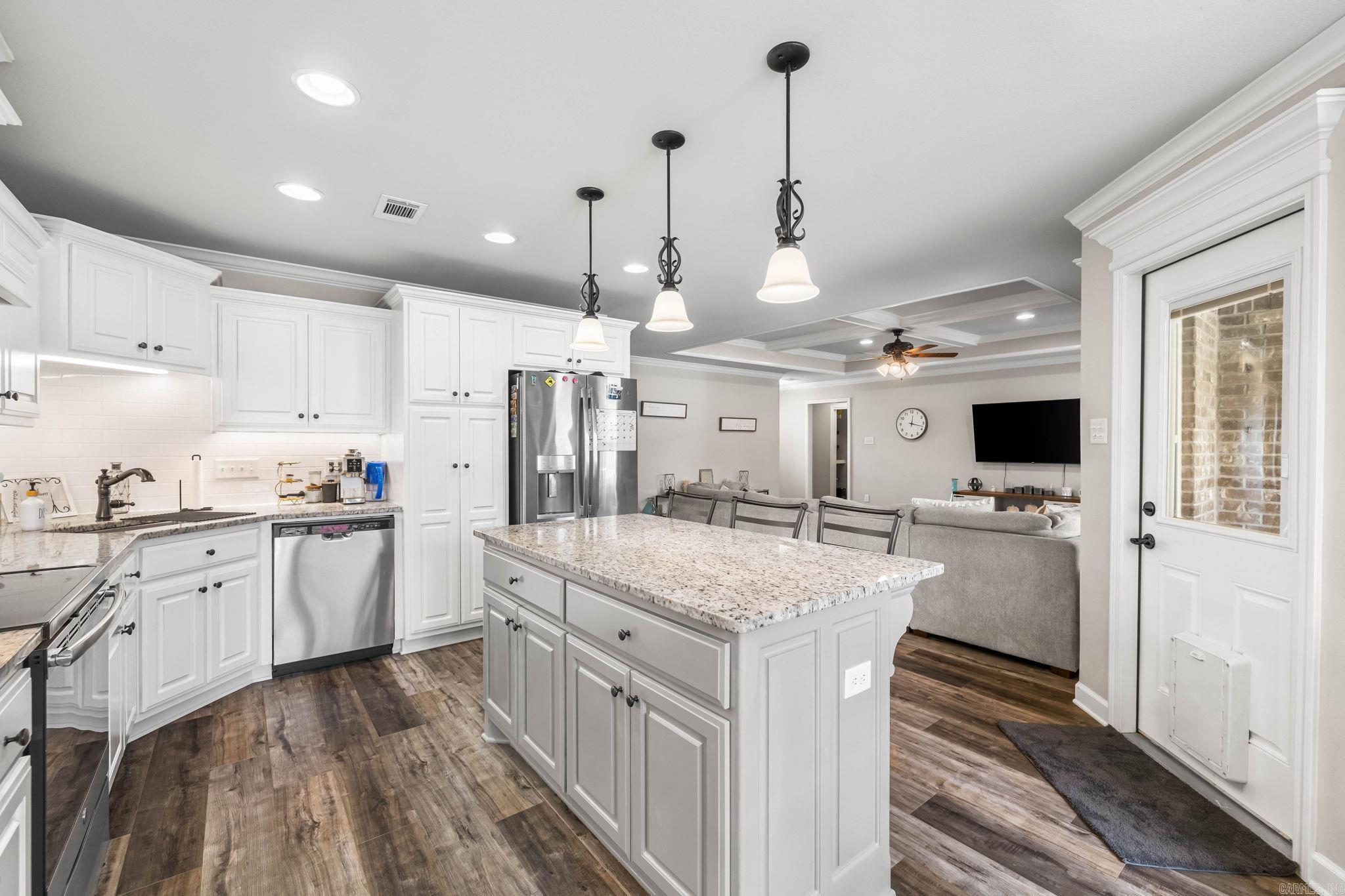 HUNTINGTON PLACE - Residential