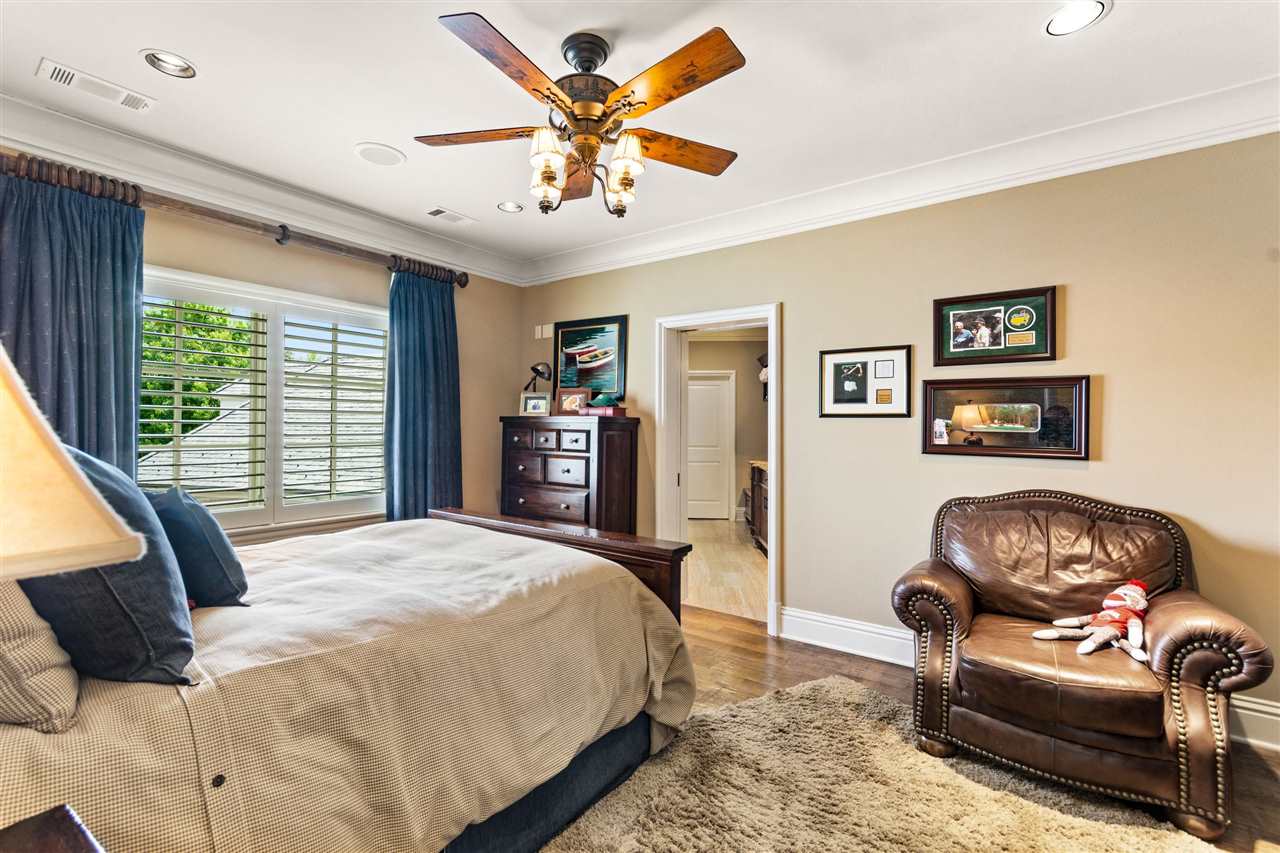 CHENAL VALLEY CHENAL CIRCLE - Residential