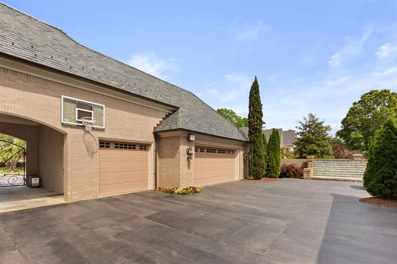 CHENAL VALLEY CHENAL CIRCLE - Residential