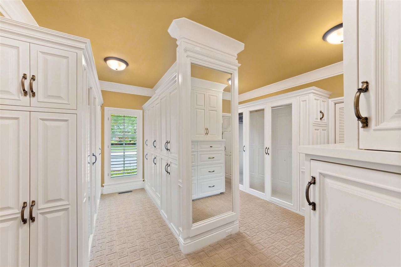 CHENAL VALLEY CHENAL CIRCLE - Residential