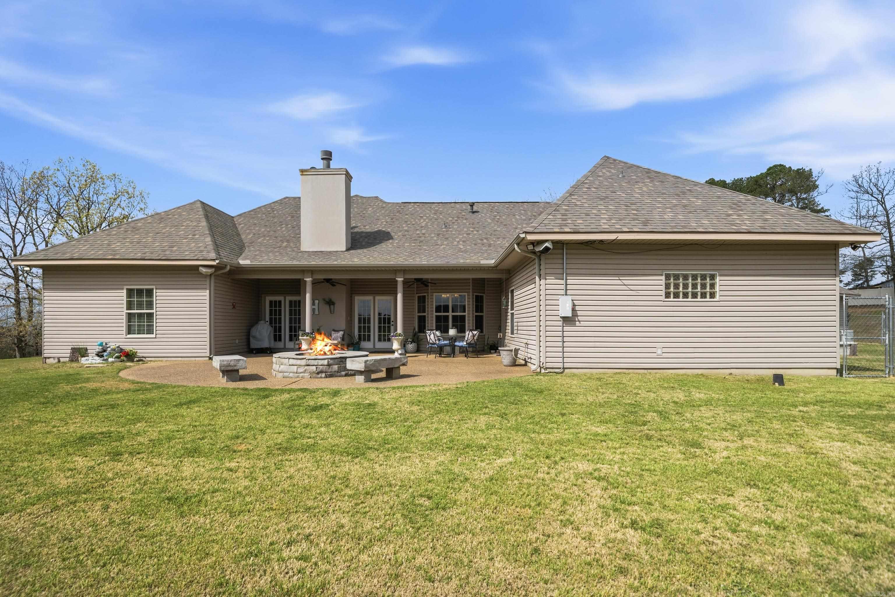 Hot Springs Outside - Residential