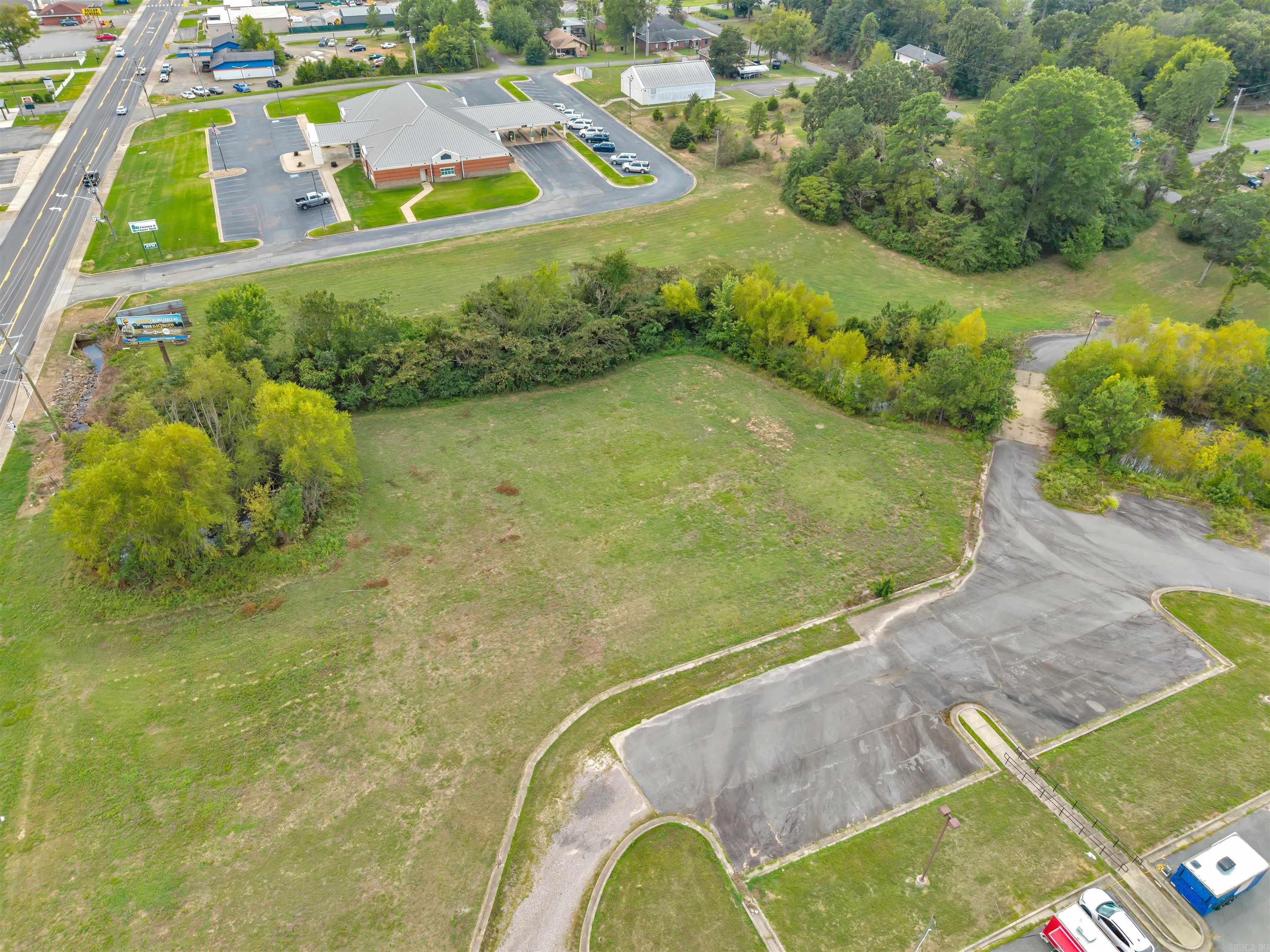 Perryville City Acreage - Commercial Sale