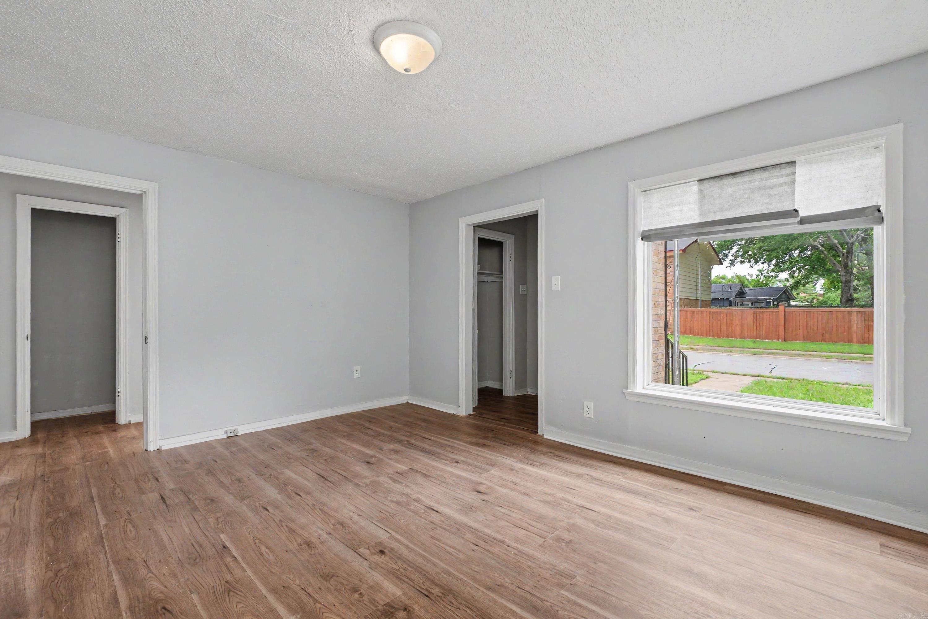 Weldon E Wrights - Residential Income