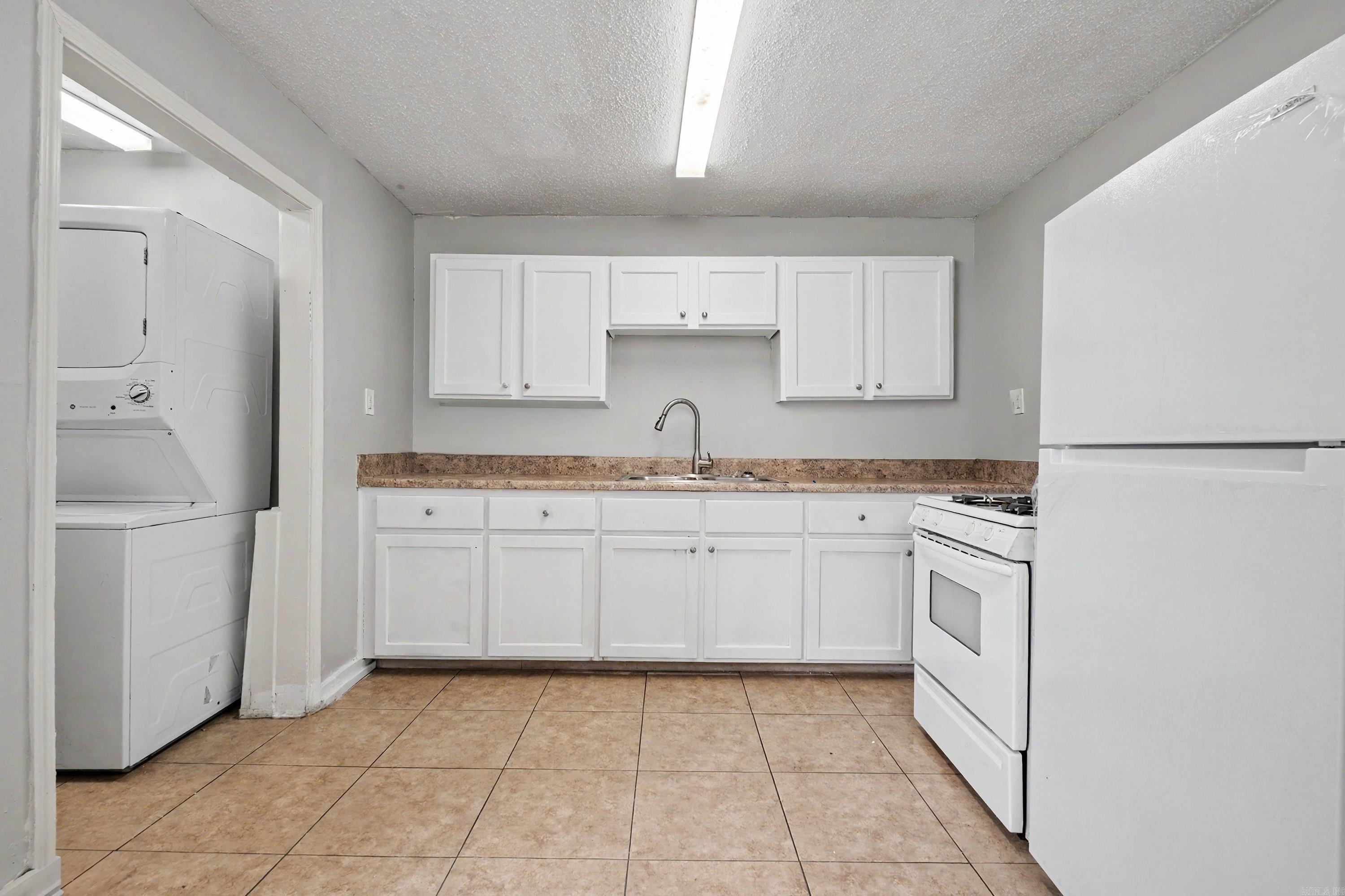 Weldon E Wrights - Residential Income