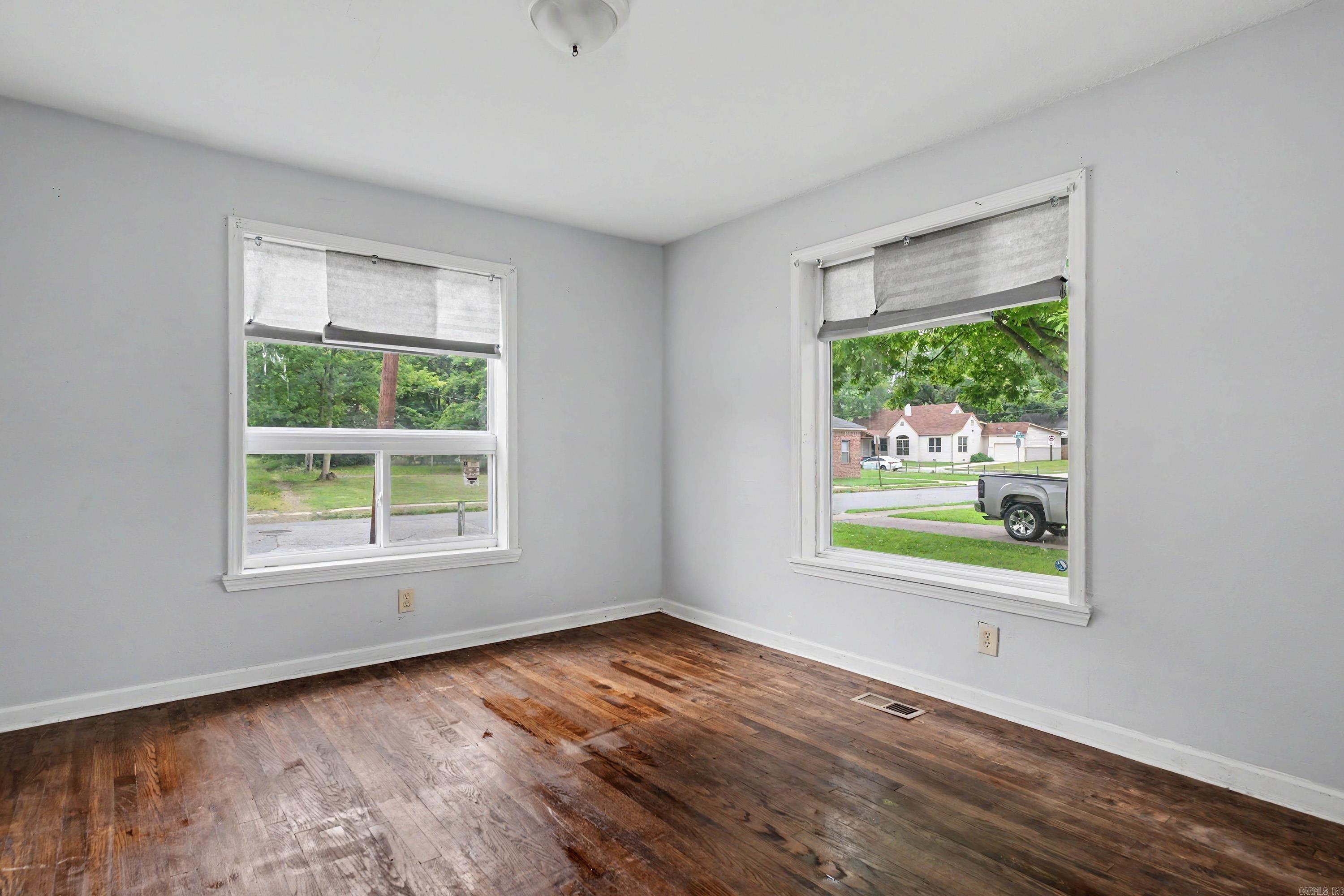 Weldon E Wrights - Residential Income