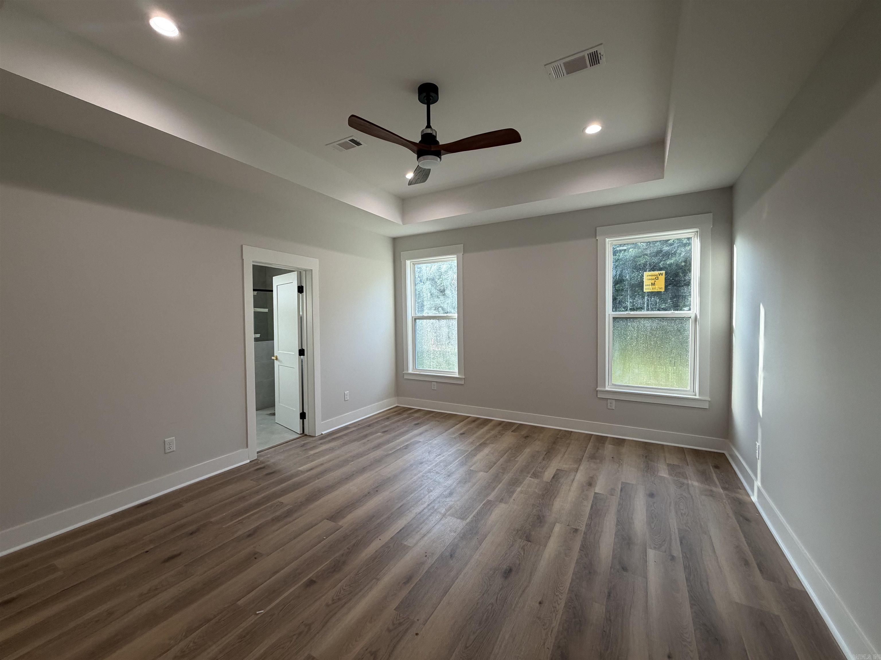 CREEKSIDE - Residential
