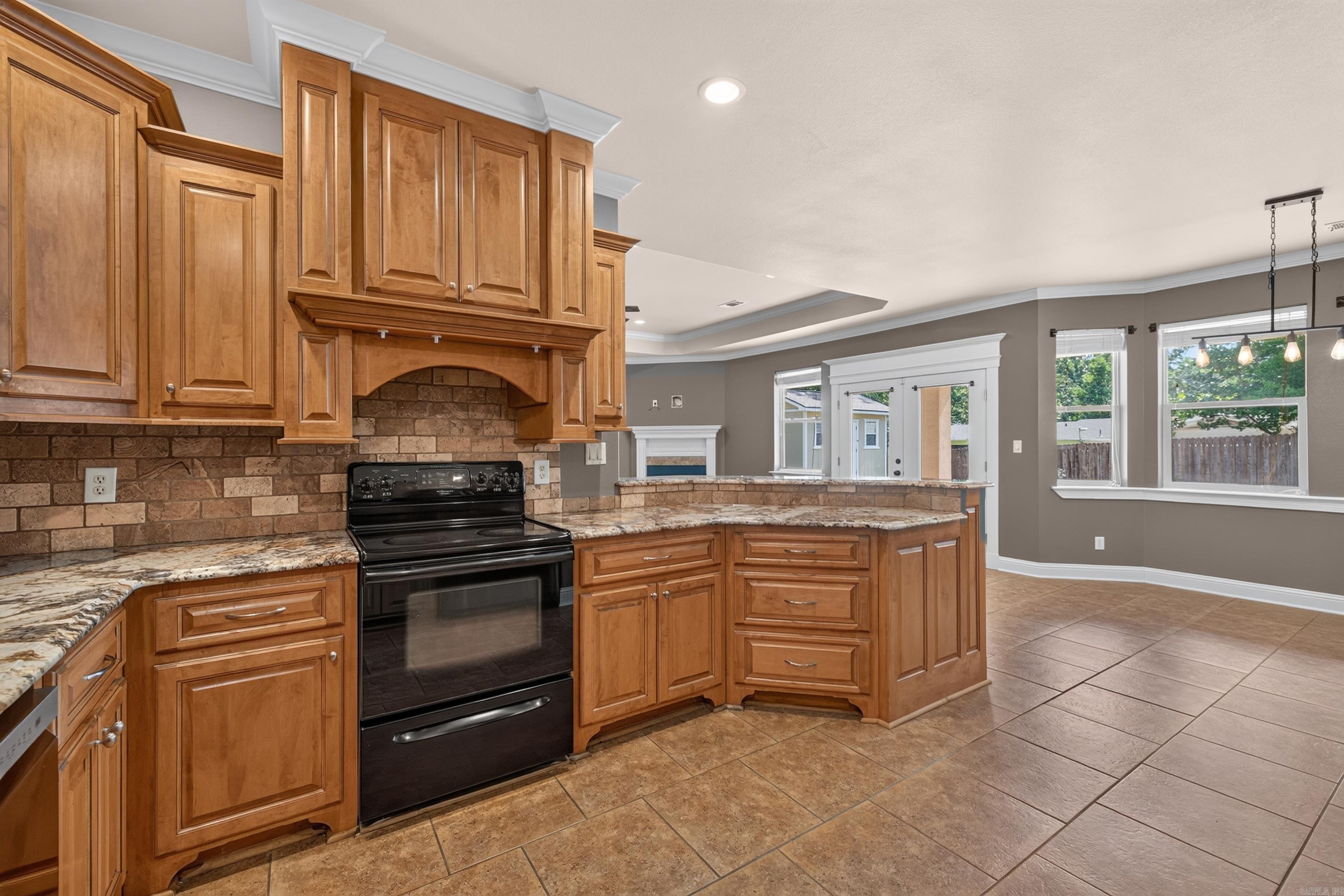 WYNNEWOOD - Residential