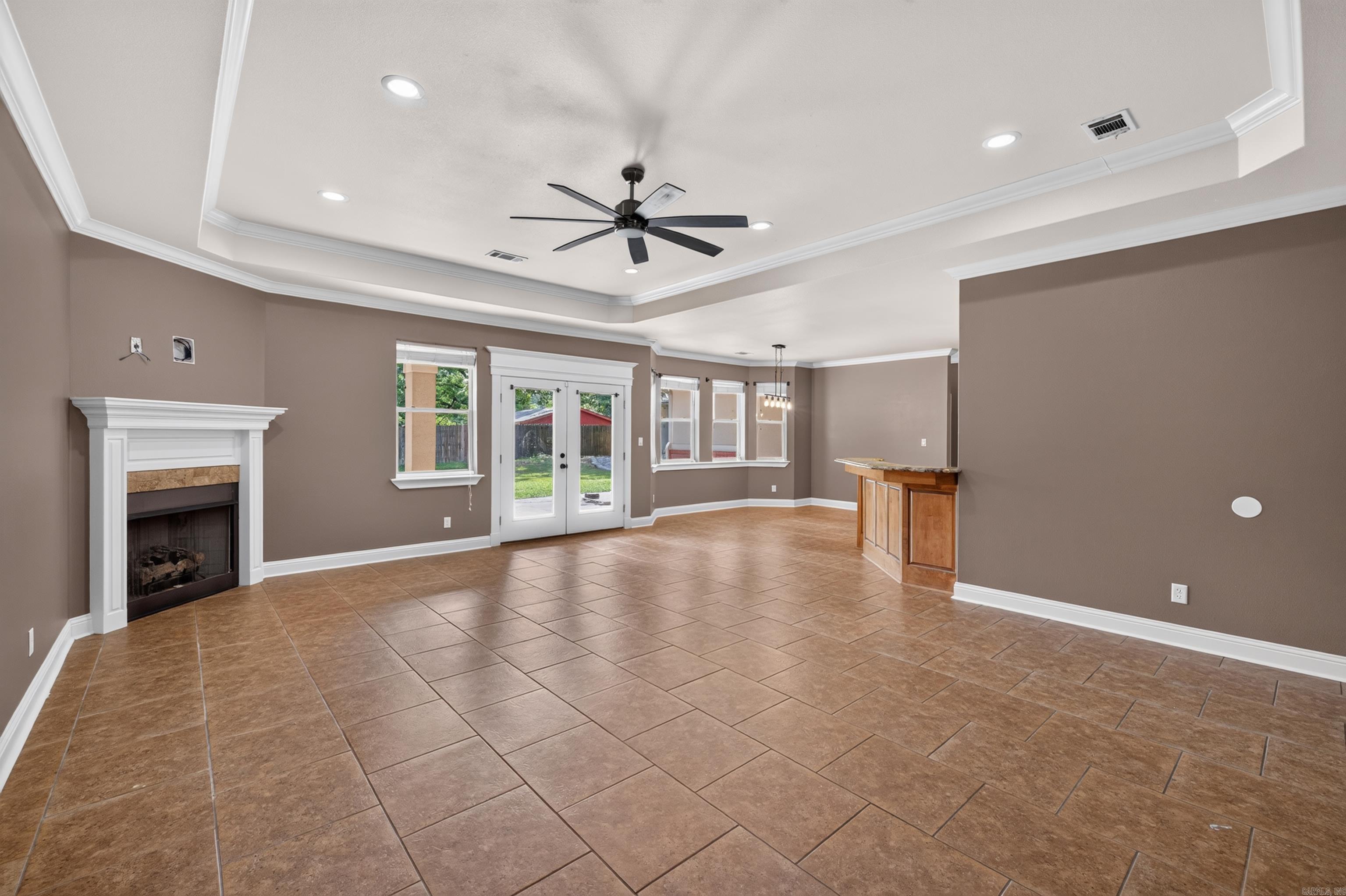 WYNNEWOOD - Residential