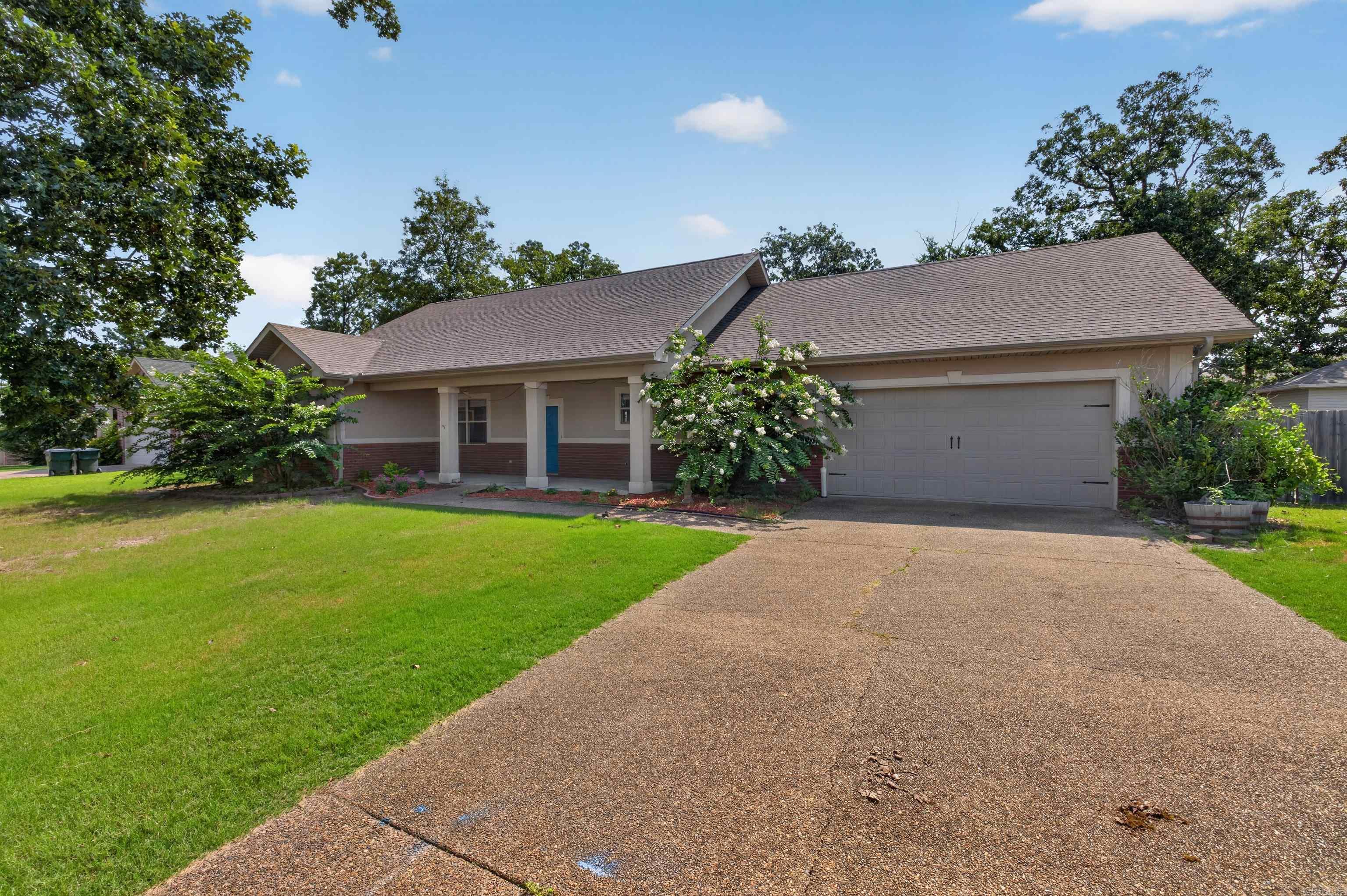 WYNNEWOOD - Residential