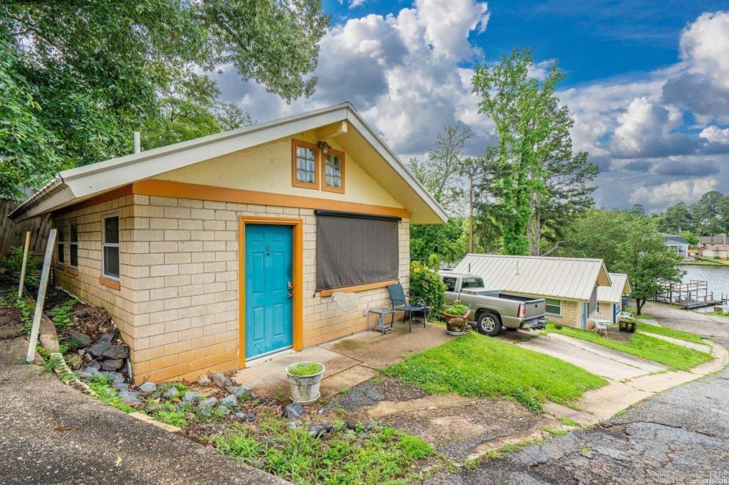 Clifton Lake - Residential Income