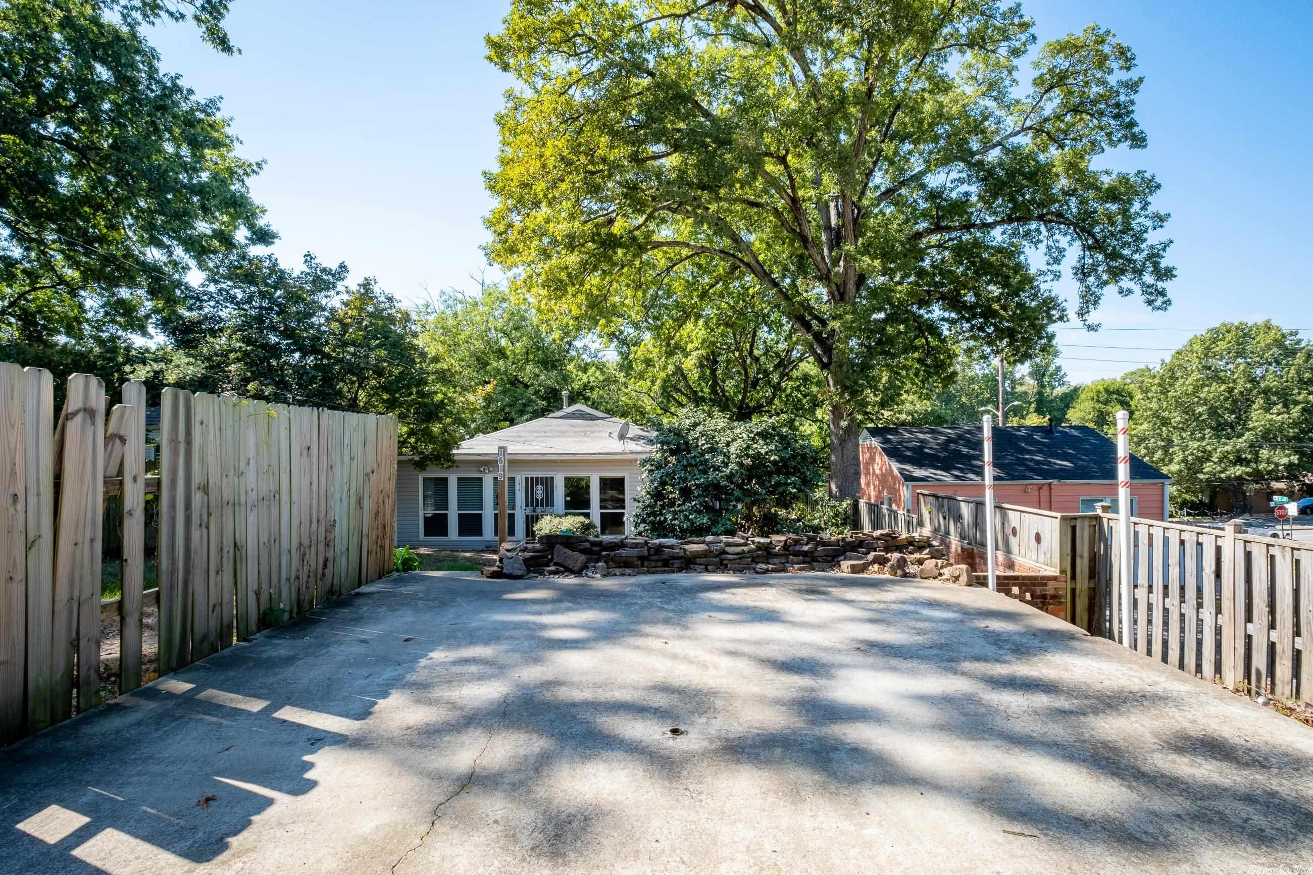 MOUNTAIN PARK - Residential