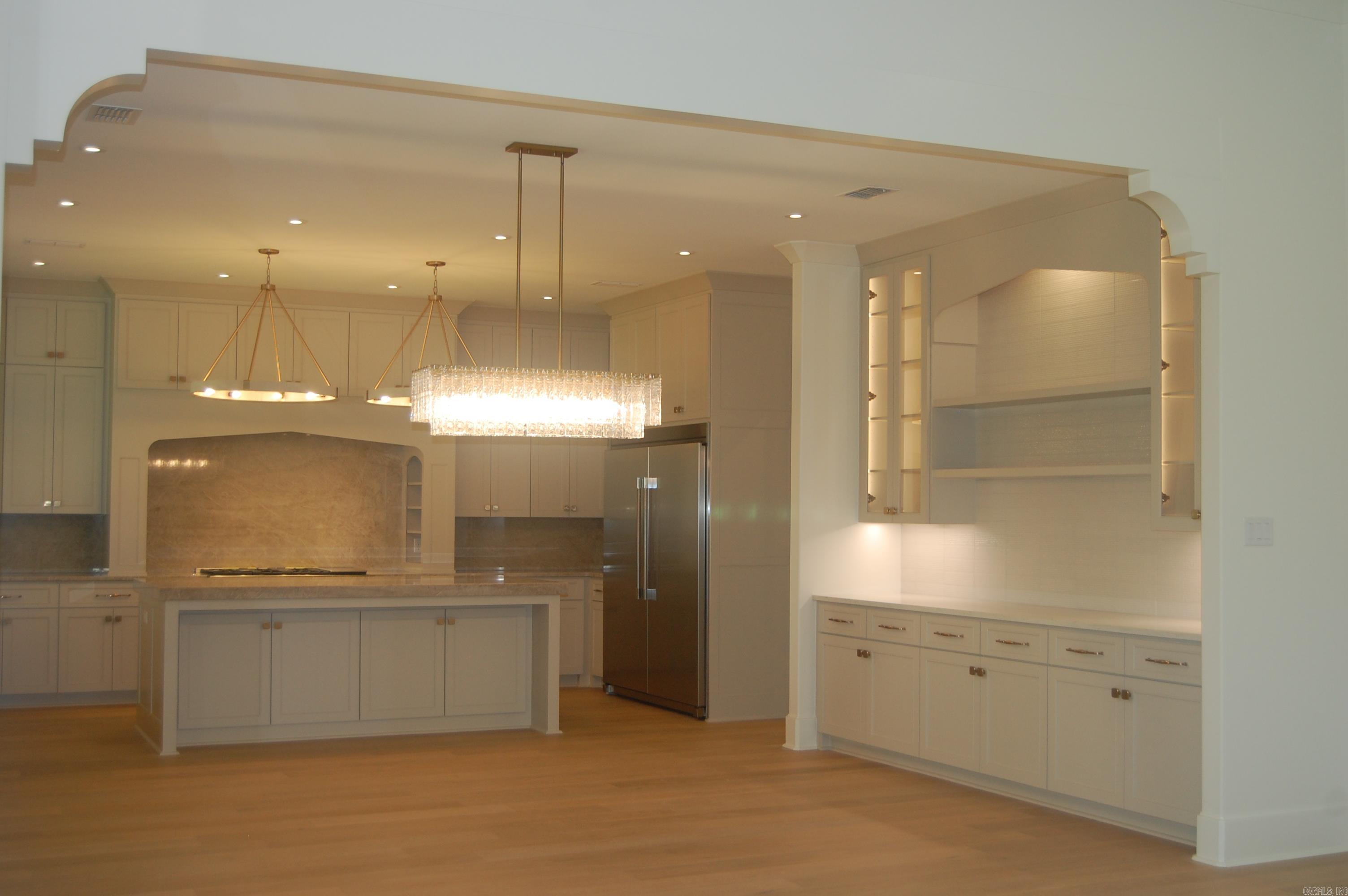 CHENAL VALLEY "MIRAMONT CIRCLE" - Residential