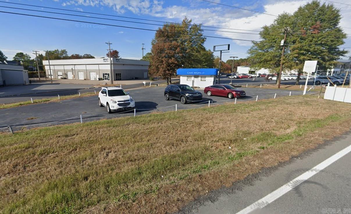 Auto Sales lot with 200 Sq Ft Office with approximately 183' highway frontage on Warden Rd and Hwy 67/167.  High visibility and high traffic.