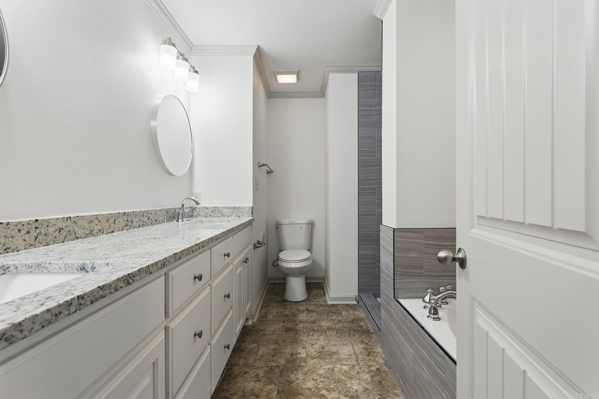 OAKTREE PLACE - Residential