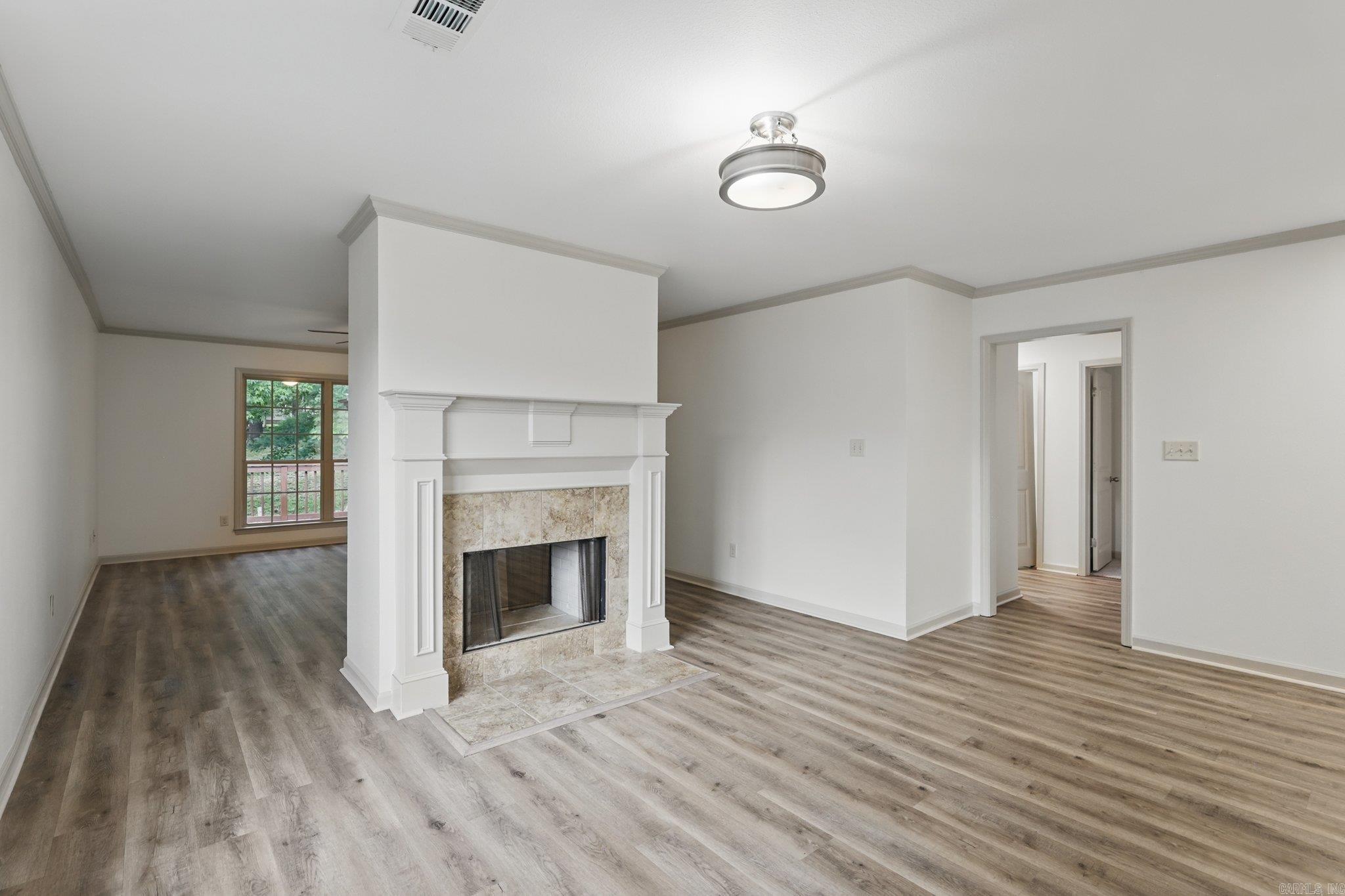 OAKTREE PLACE - Residential