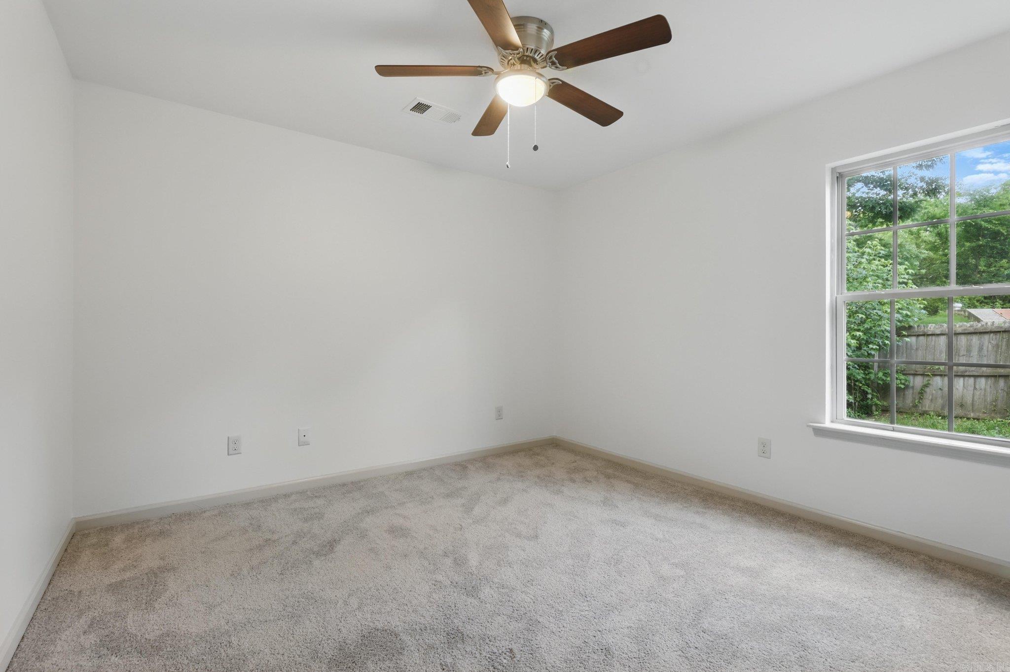 OAKTREE PLACE - Residential