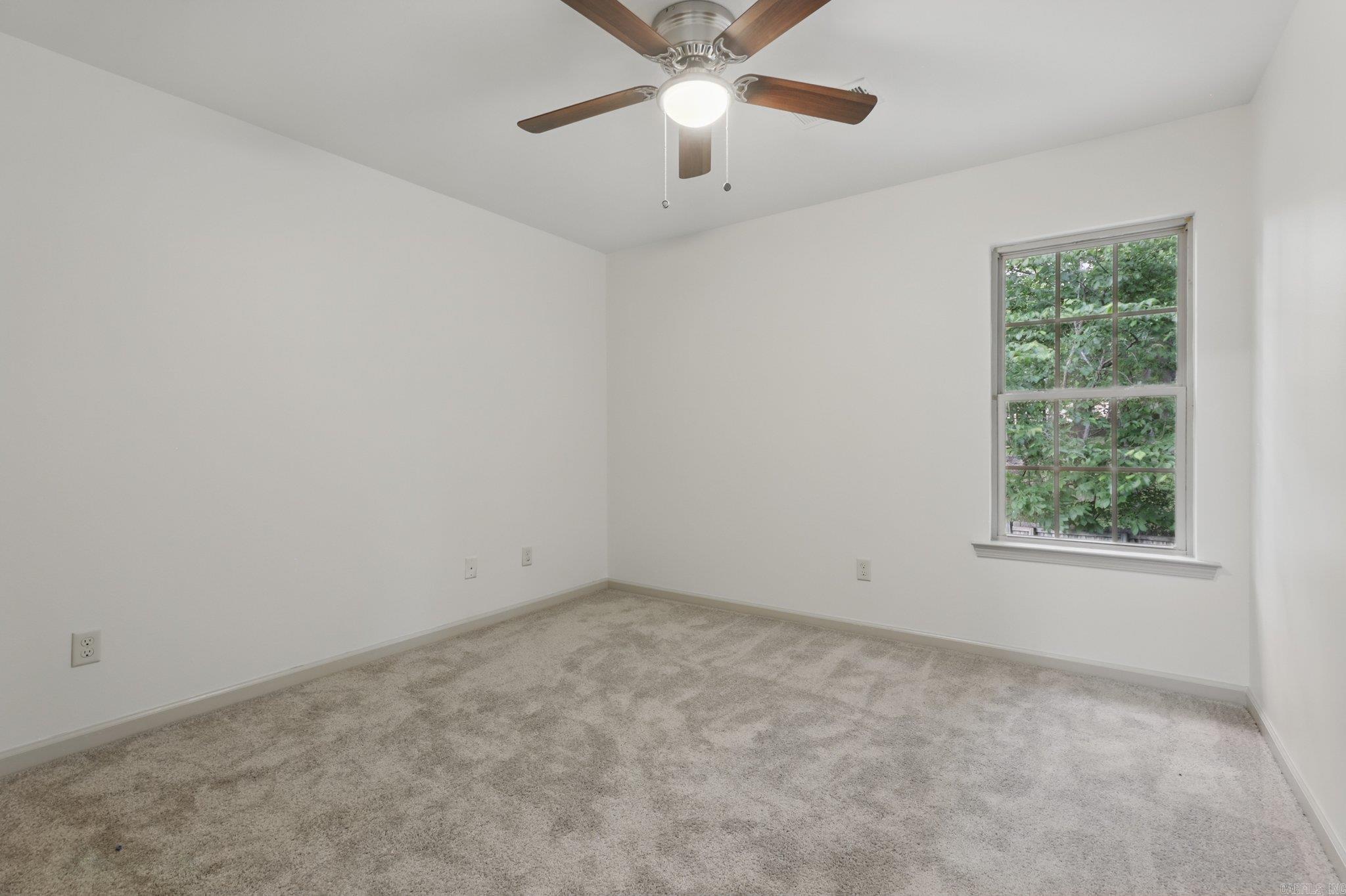 OAKTREE PLACE - Residential