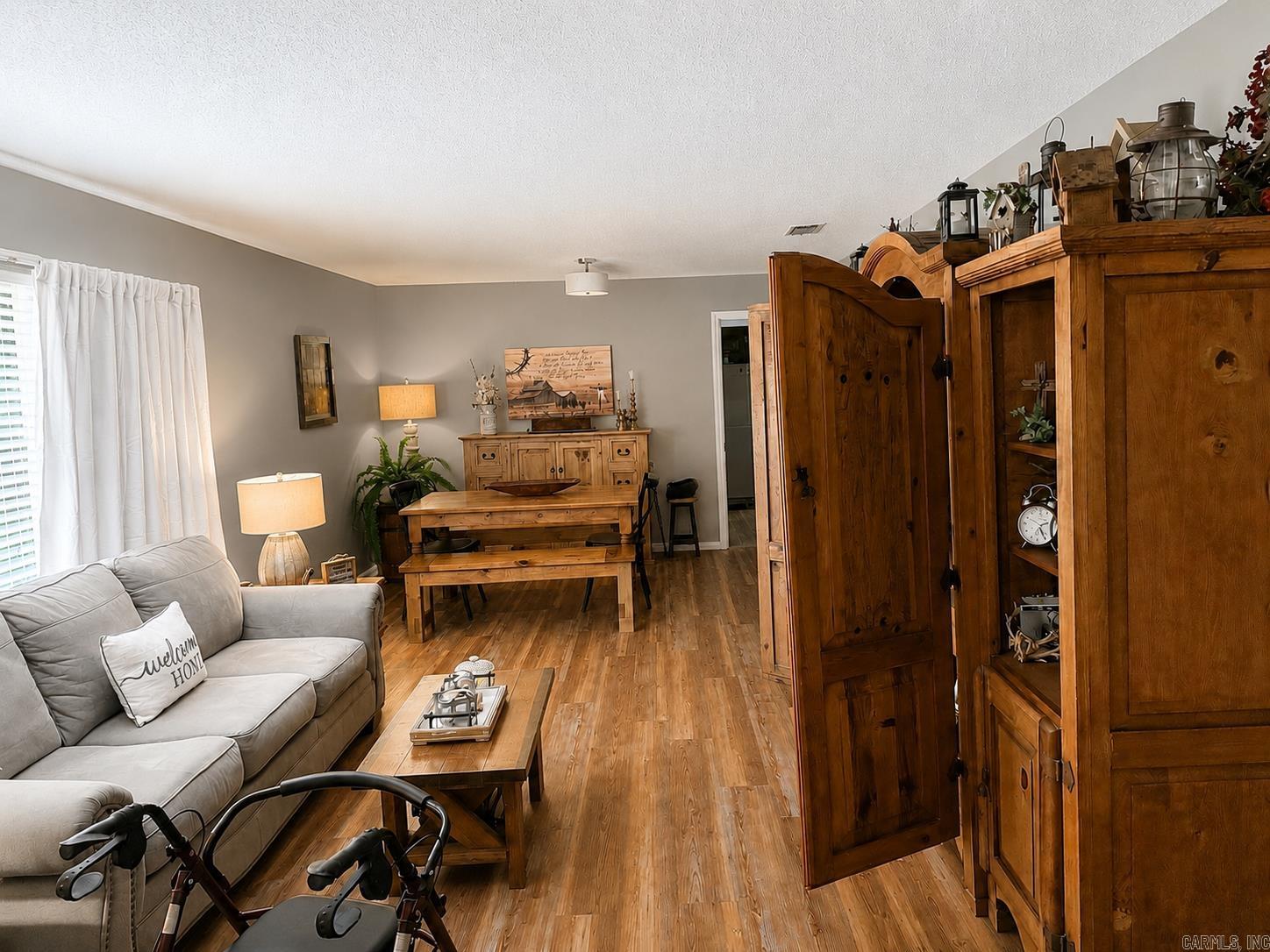 LEEWOOD ADDN - Residential