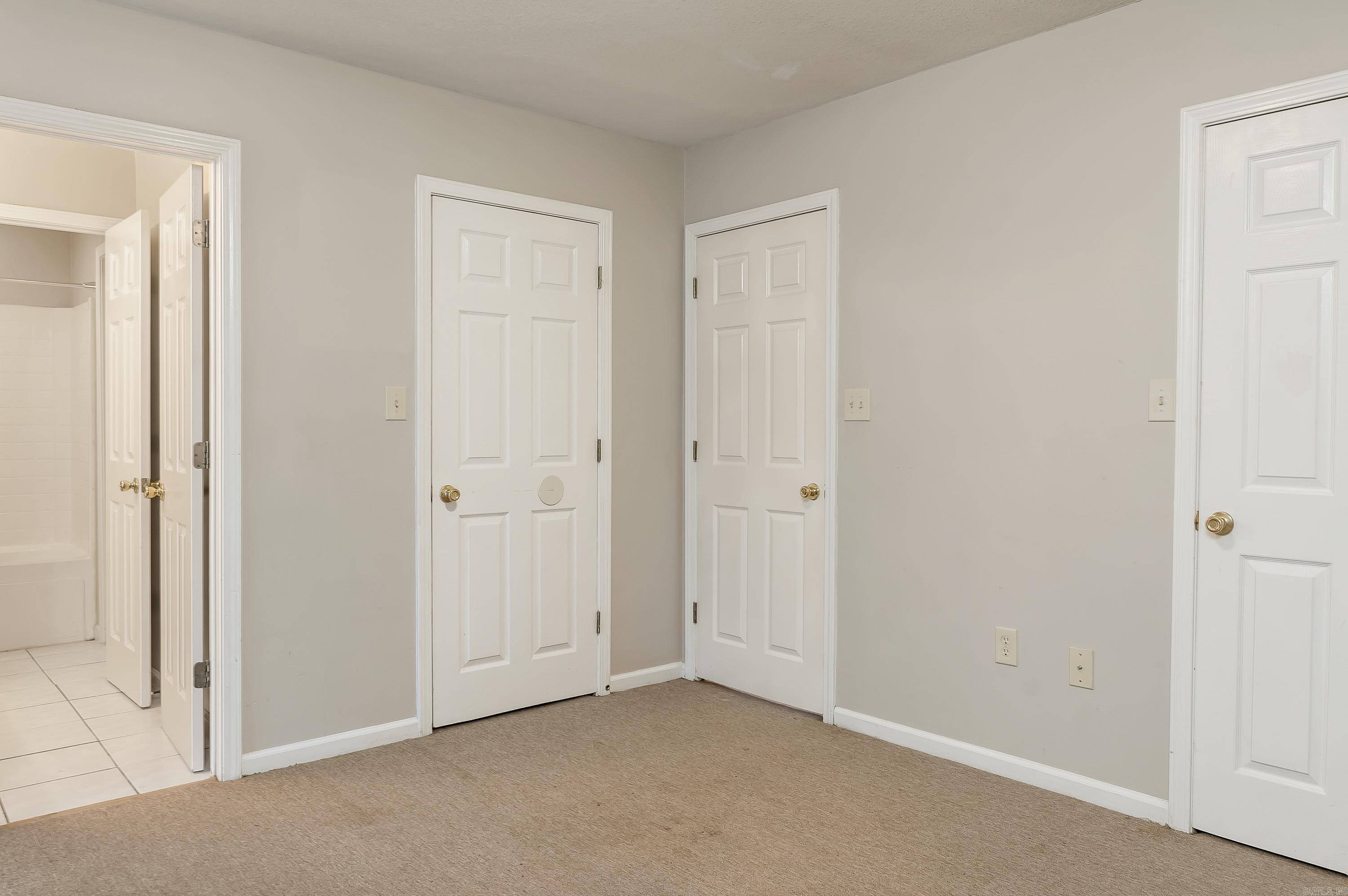 MEADOW BROOK ADDN - Residential