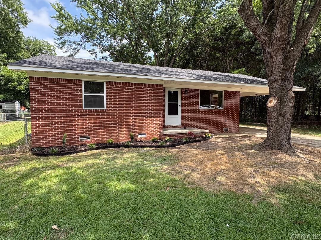 Charming Remodeled Home in Heart of Beebe. New Floor, New Paint, New Walk In Tile Shower, New Granite and Back Splash in Kitchen. Beautiful New Gas Range and New Dishwasher, New HVAC Another Great Feature is the Very large Fenced in Back Yard with a Large Storage Building located in the back yard. Call me today for A Showing !! See agent Remarks