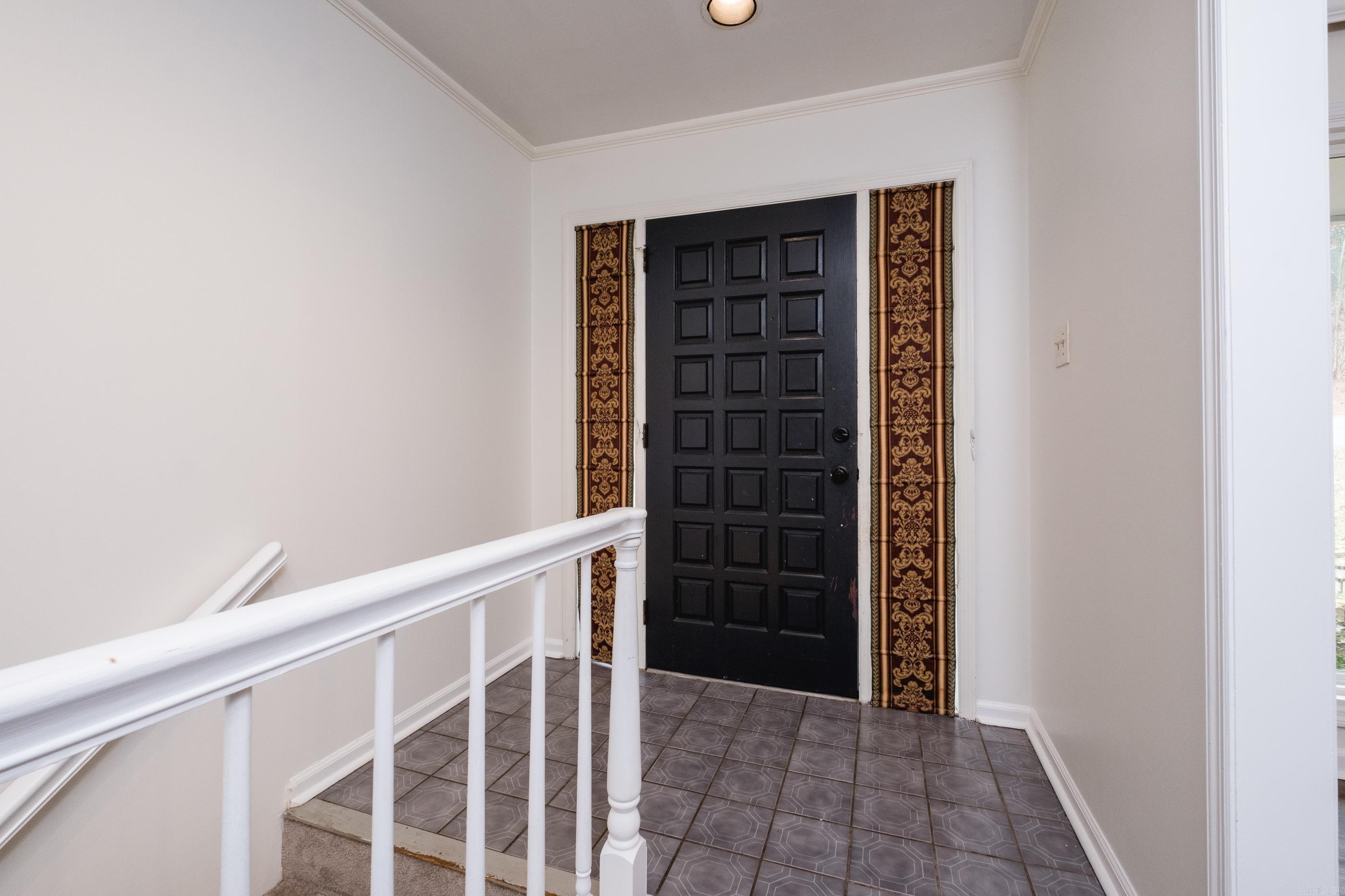 LEAWOOD MANOR - Residential