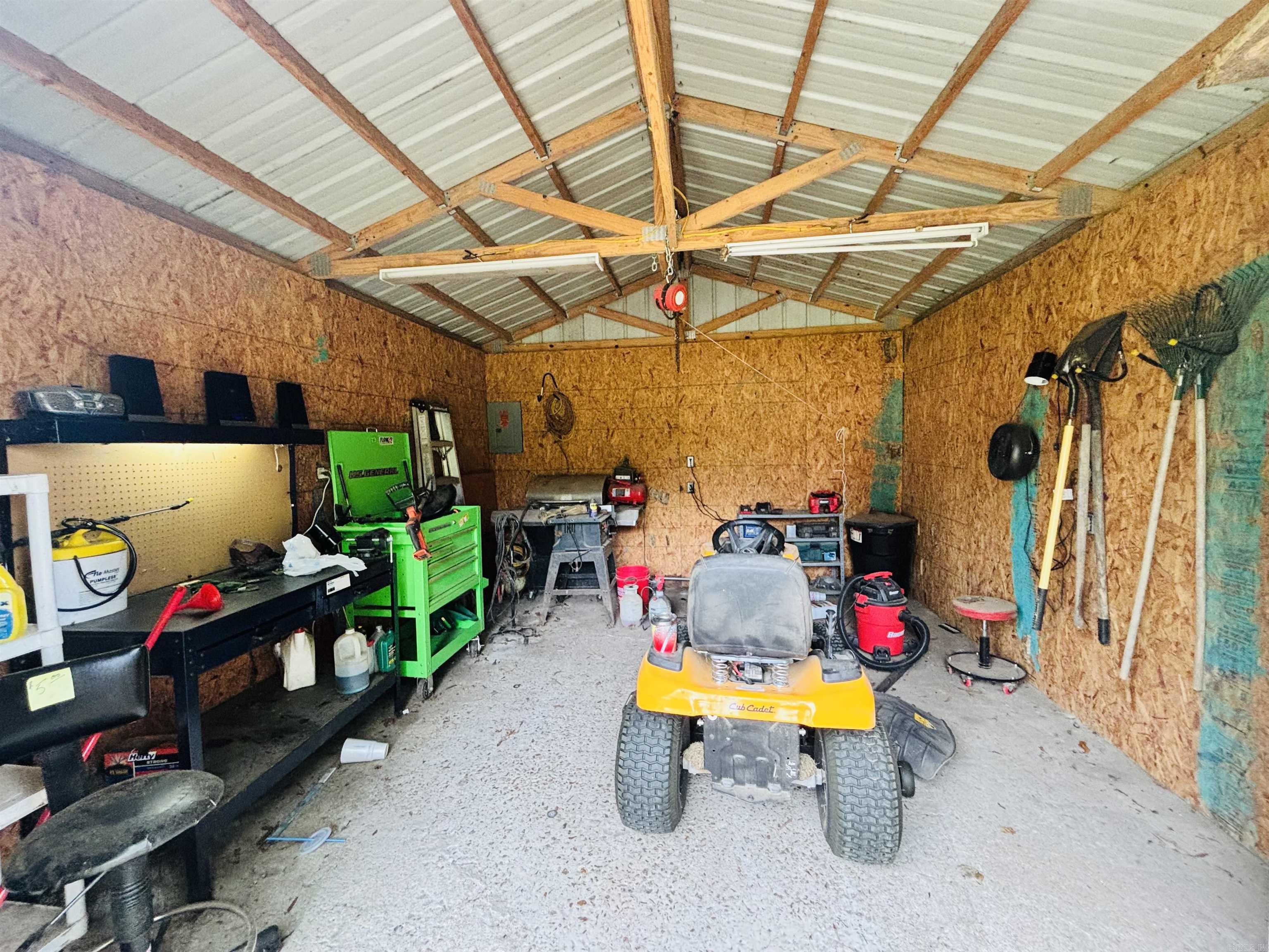 BALD KNOB OUTLOTS - Residential