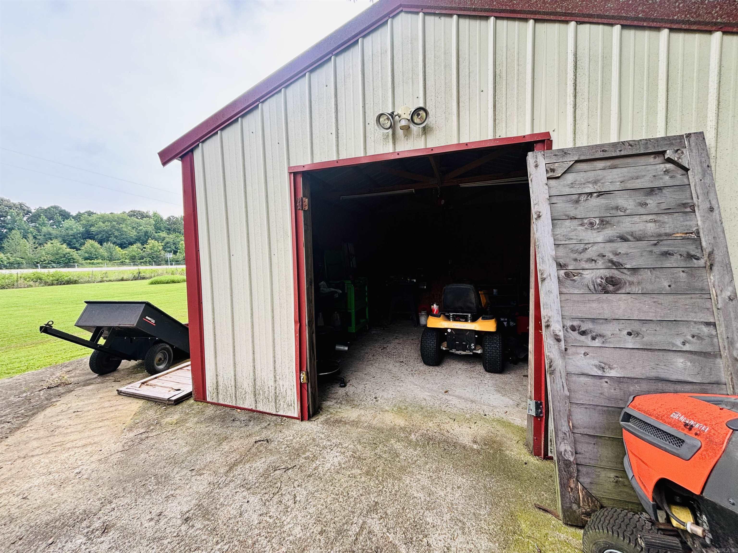 BALD KNOB OUTLOTS - Residential