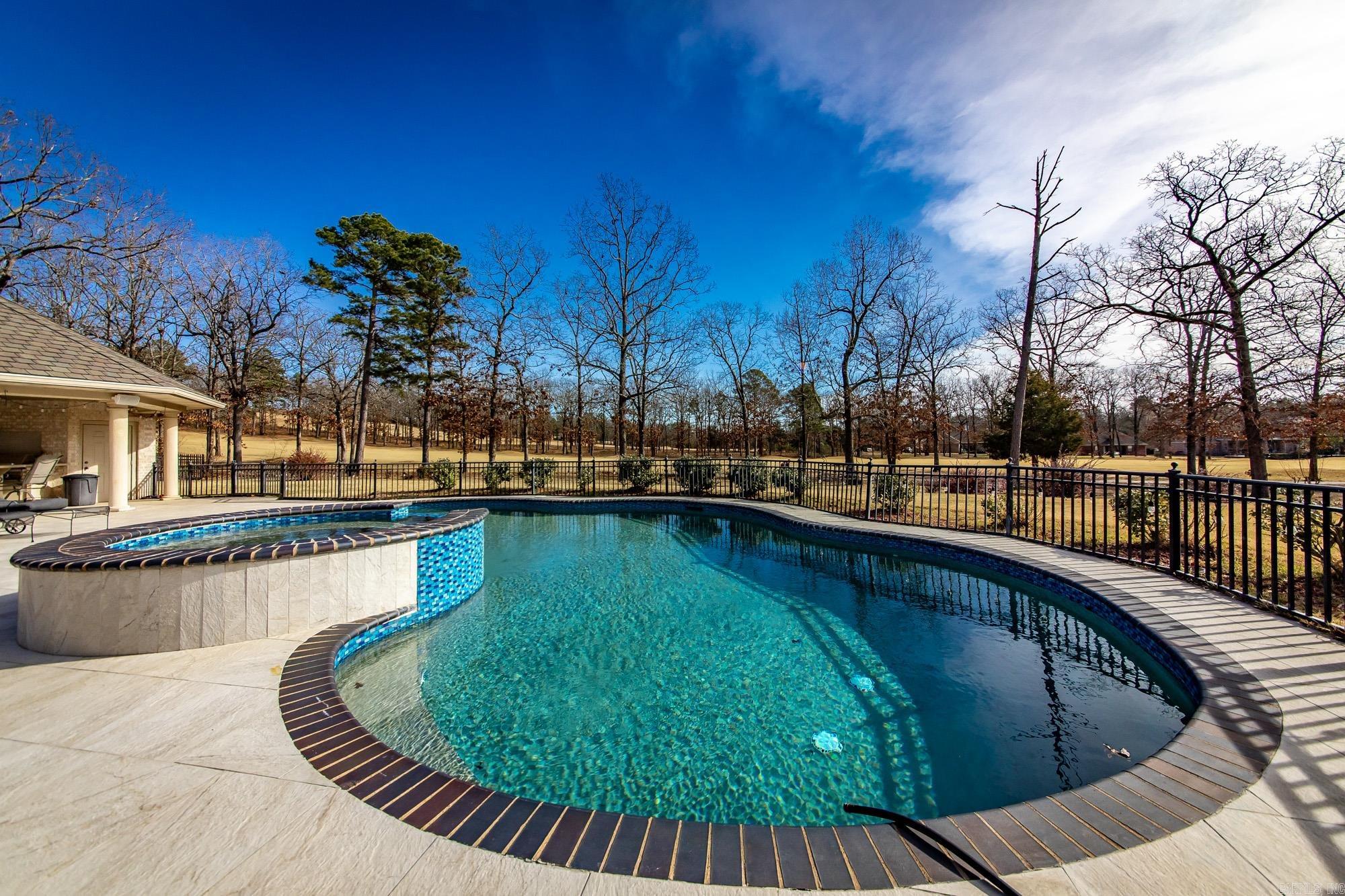GREYSTONE - Residential