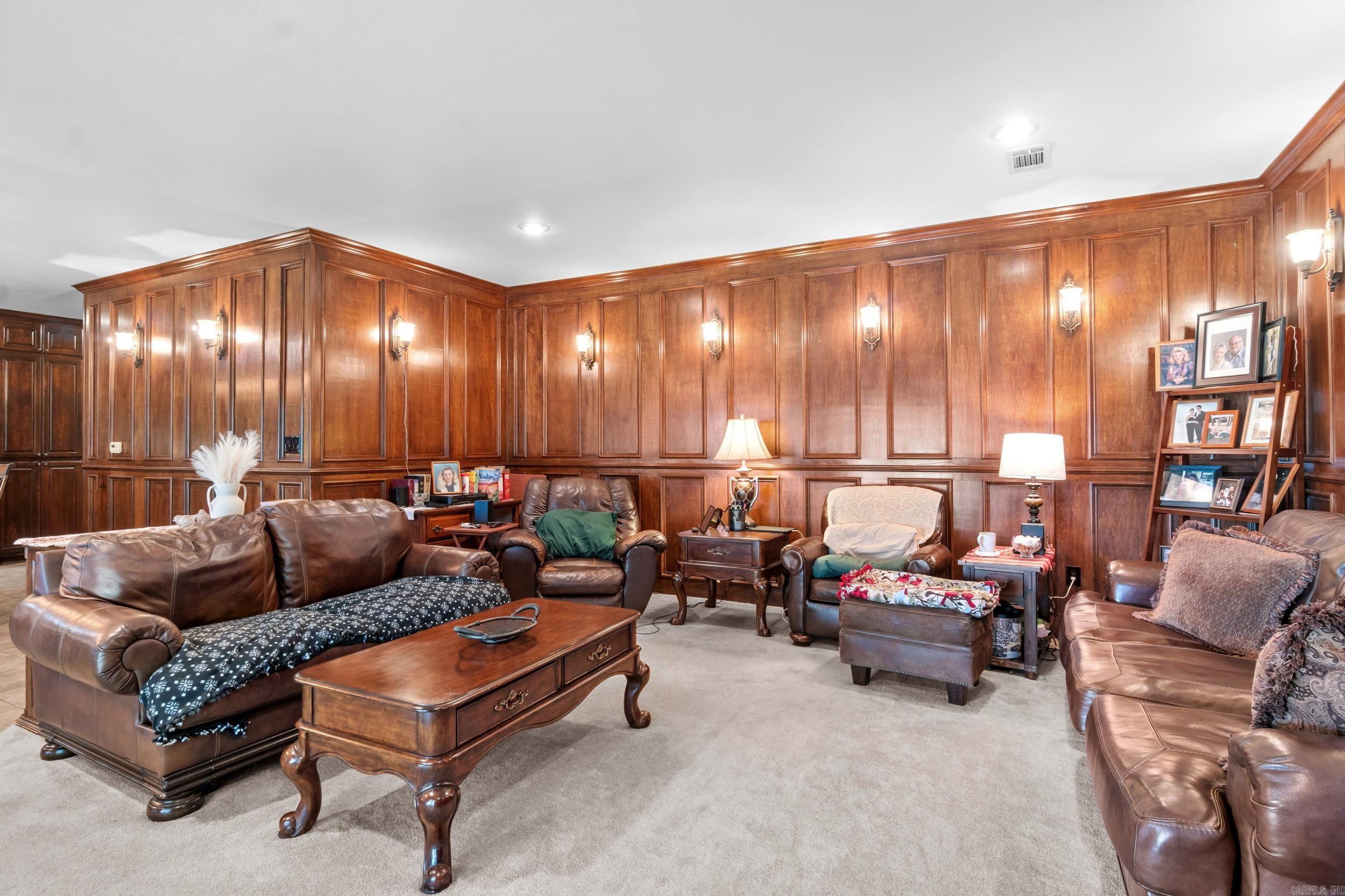 HURRICANE LAKE VILLA ESTATES - Residential