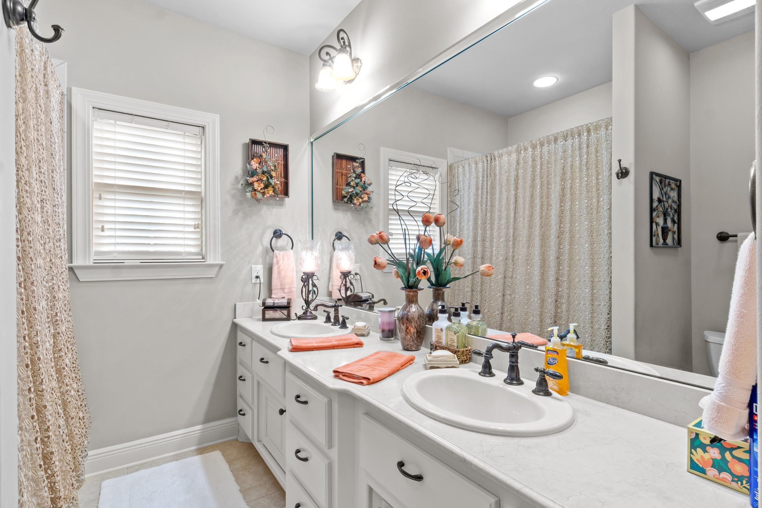 HURRICANE LAKE VILLA ESTATES - Residential