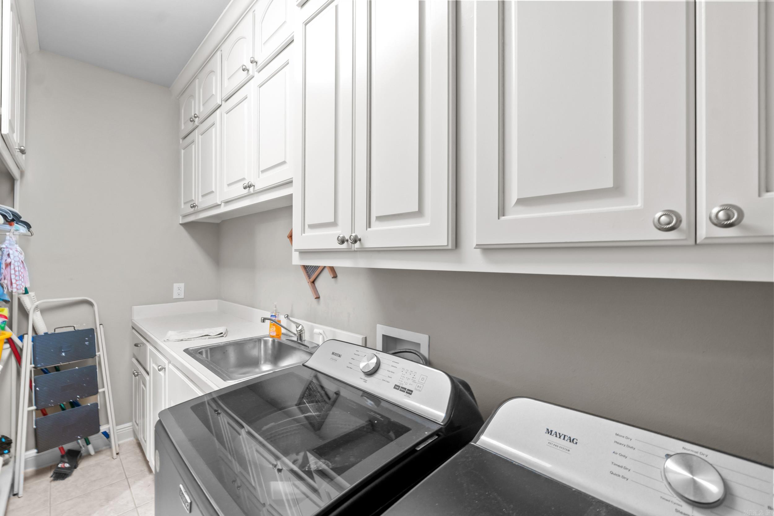 HURRICANE LAKE VILLA ESTATES - Residential